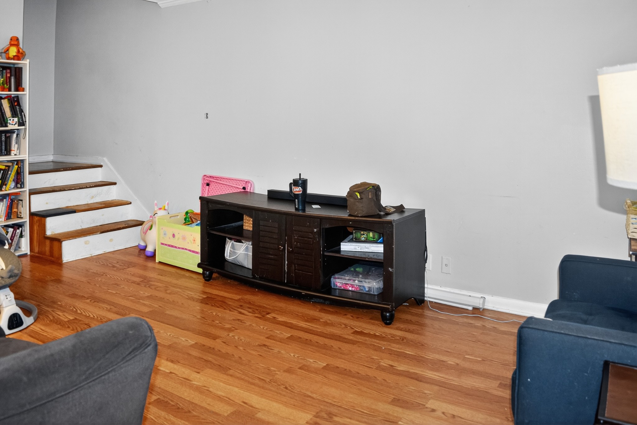 323 Forest Park Rd 5-16