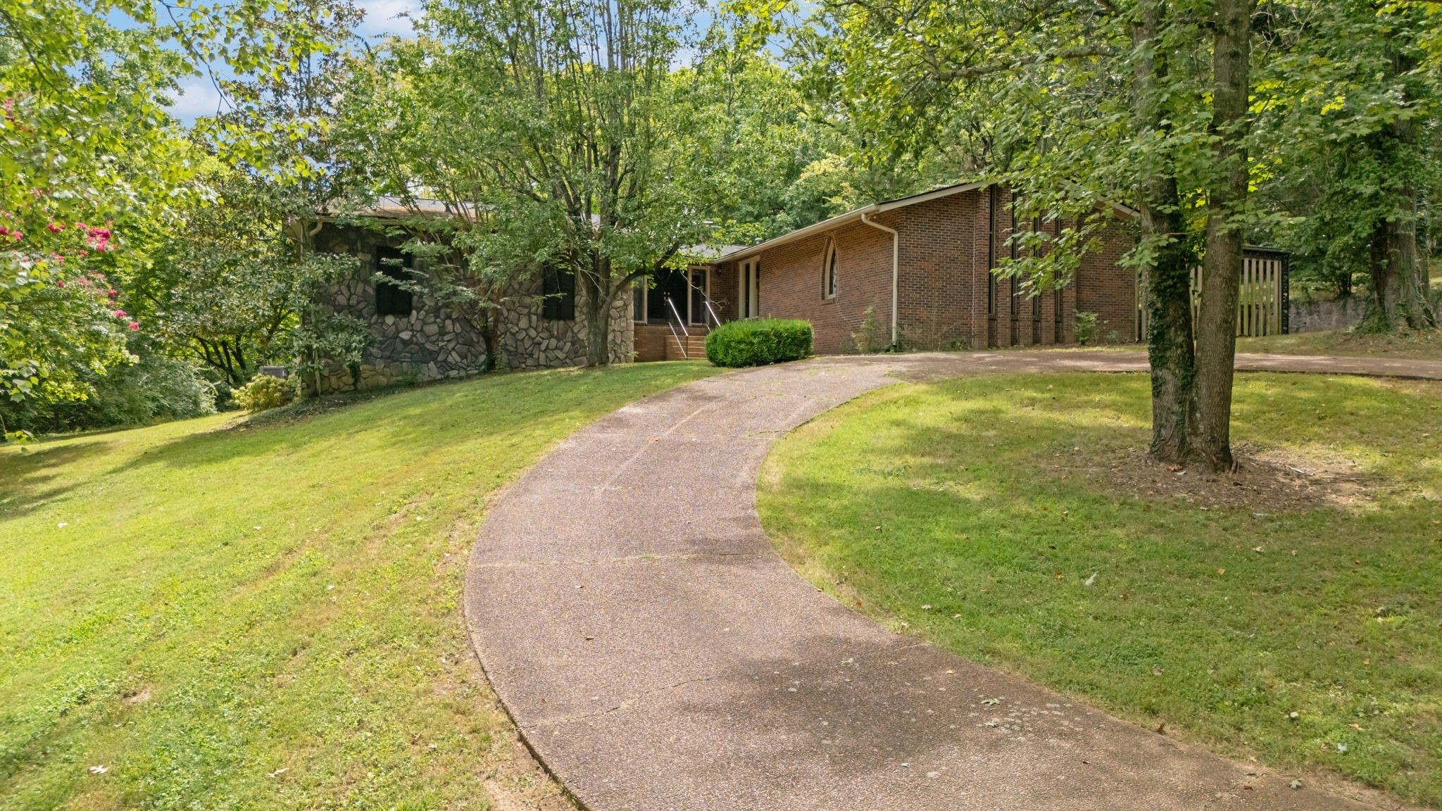 2193 Hillsboro Valley Rd