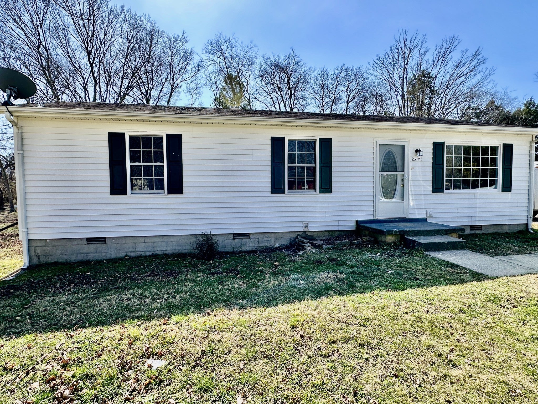 2221 Dominion Dr