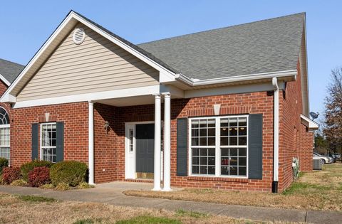 5 Baker Ct Lebanon TN 37087