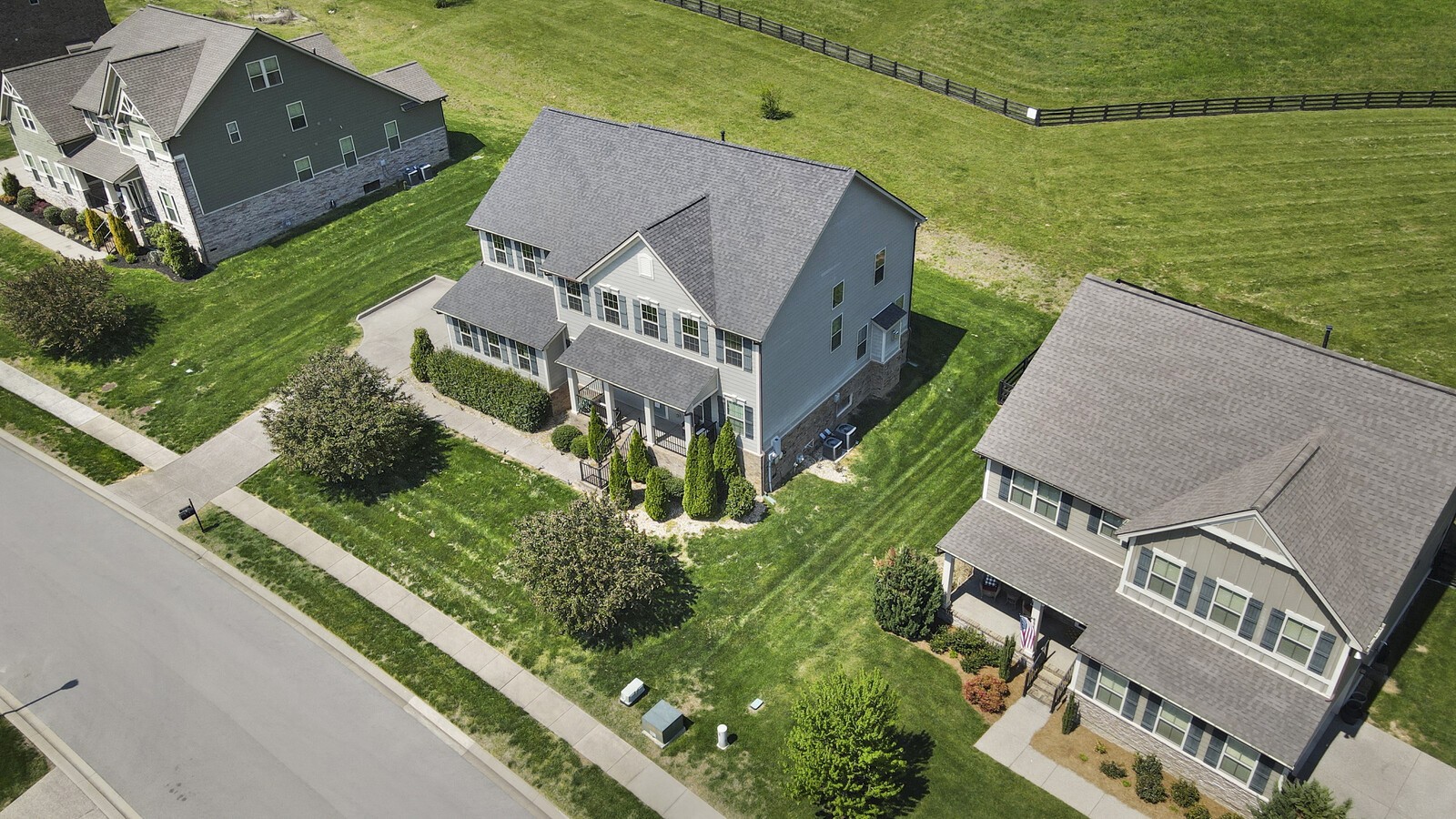 Franklin, Tennessee, 37067, United States, 5 Bedrooms Bedrooms, ,4 BathroomsBathrooms,Residential,Active,2038177