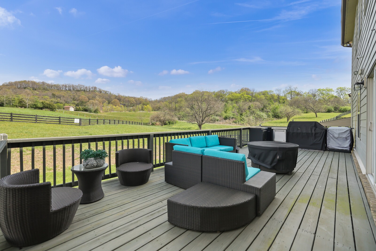 Franklin, Tennessee, 37067, United States, 5 Bedrooms Bedrooms, ,4 BathroomsBathrooms,Residential,Active,2038177