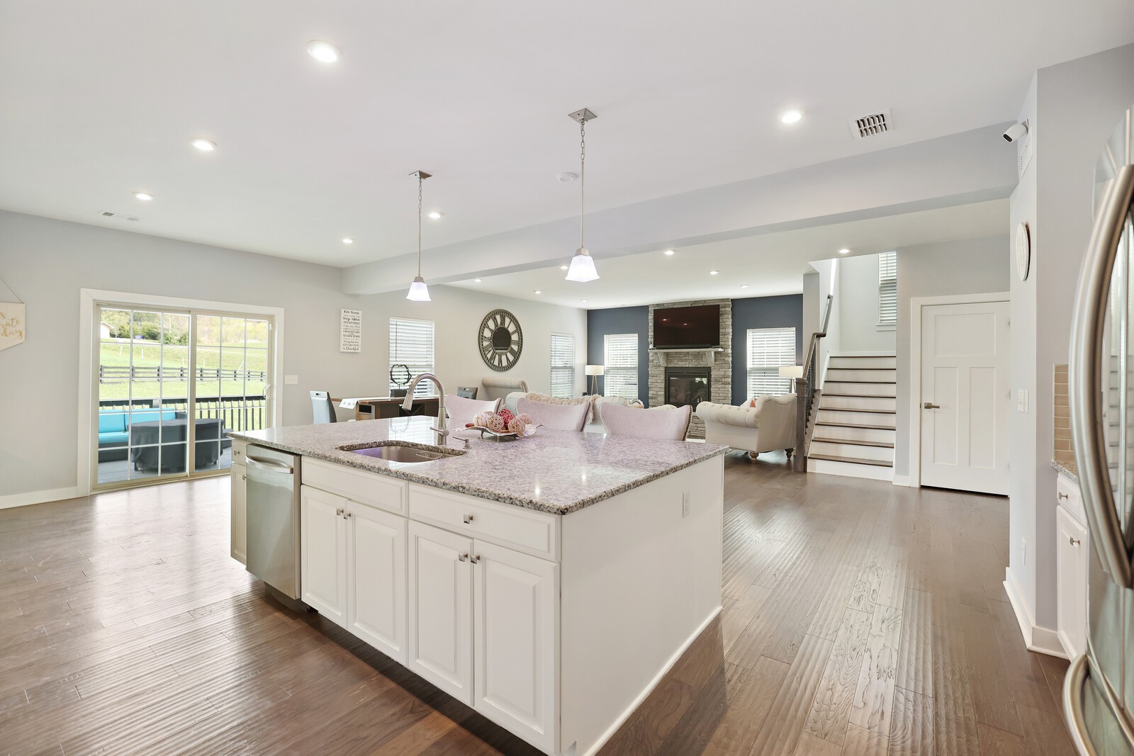Franklin, Tennessee, 37067, United States, 5 Bedrooms Bedrooms, ,4 BathroomsBathrooms,Residential,Active,2038177