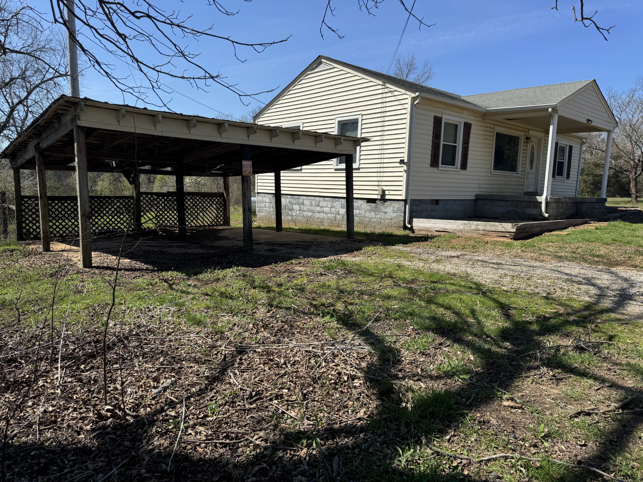 2996 Verona Caney Rd