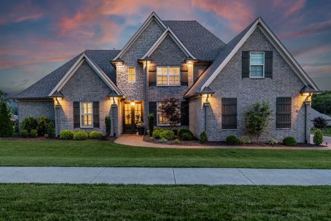 109 Mulberry Grv Gallatin TN 37066
