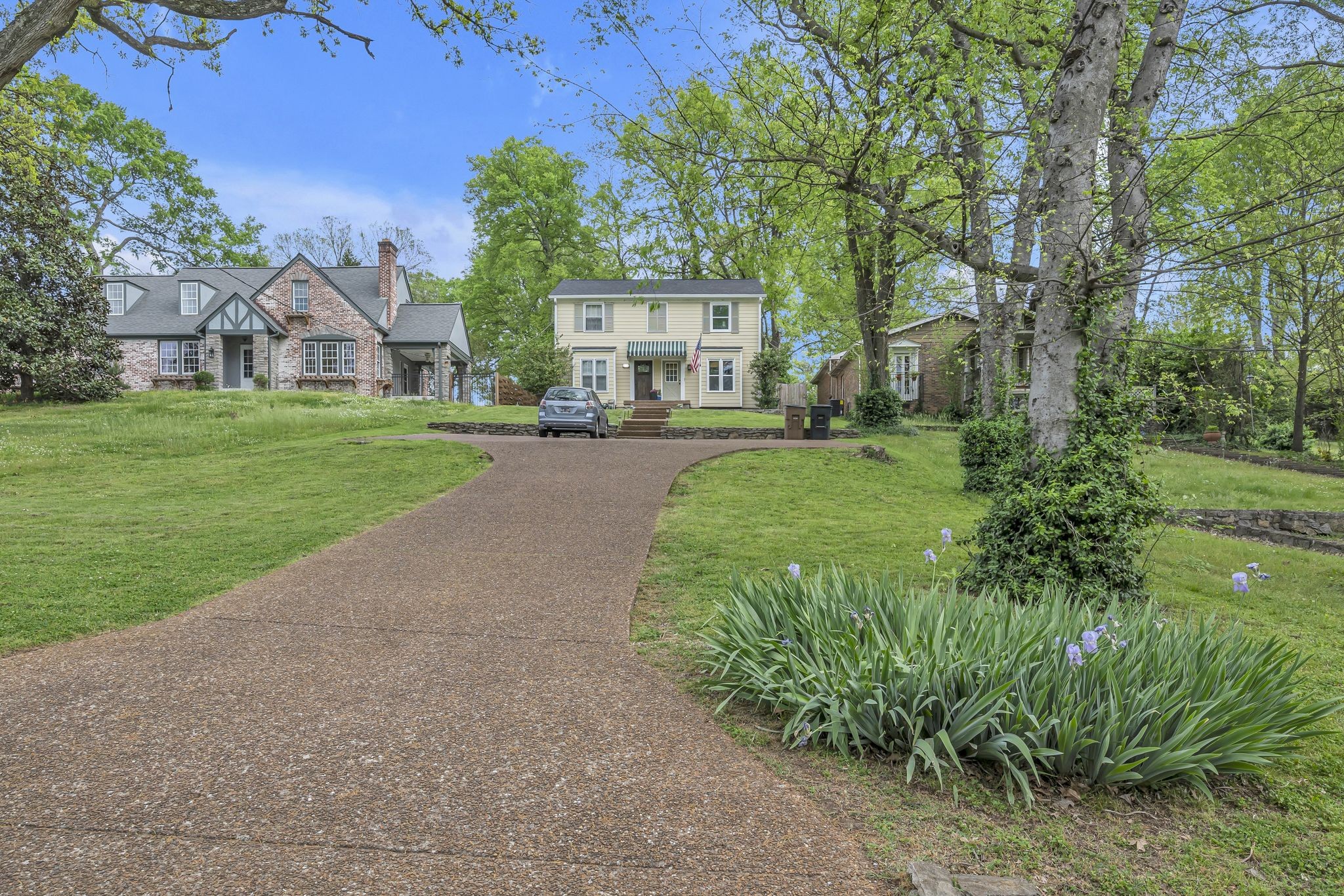 834B Sutton Hill Rd