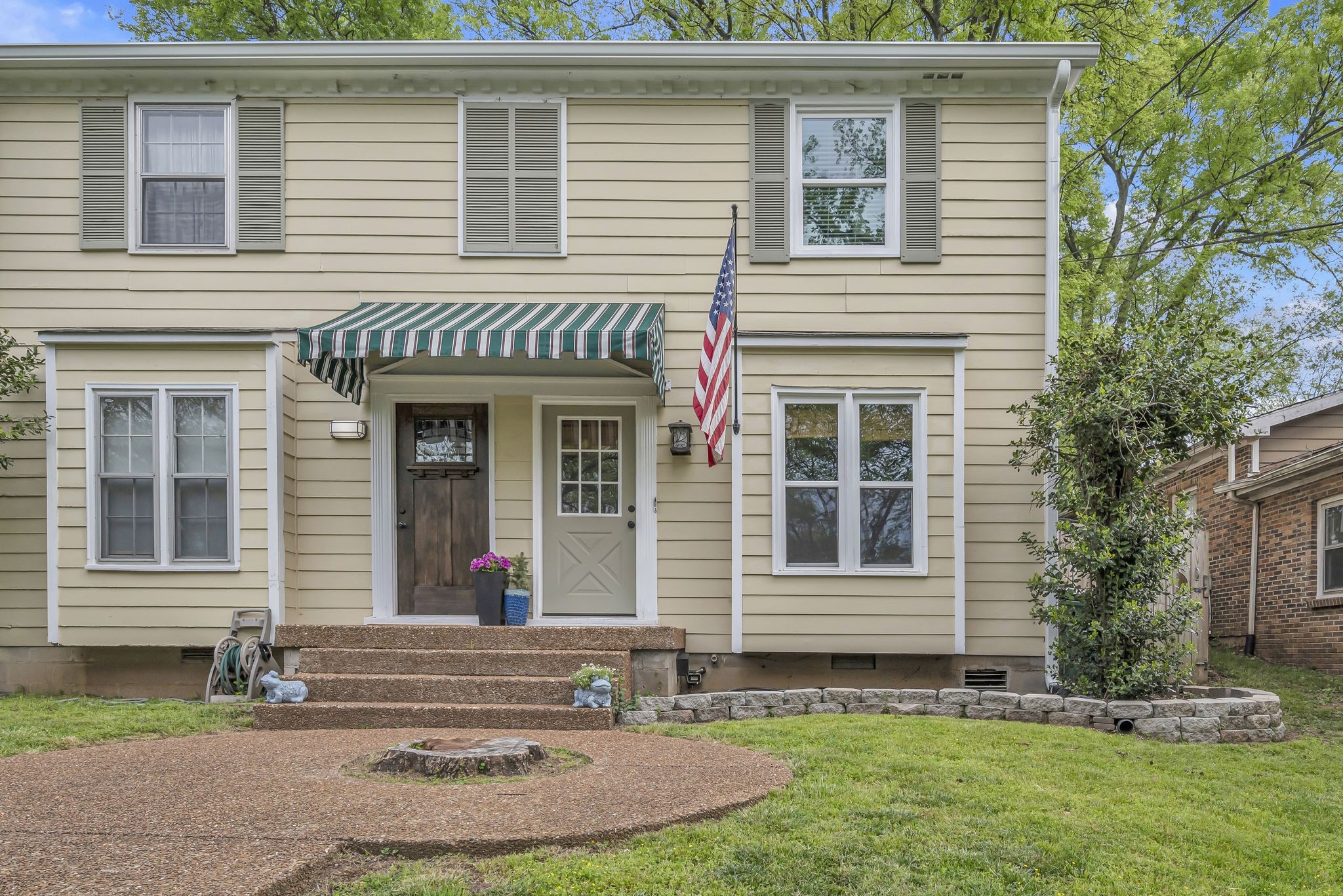 834B Sutton Hill Rd