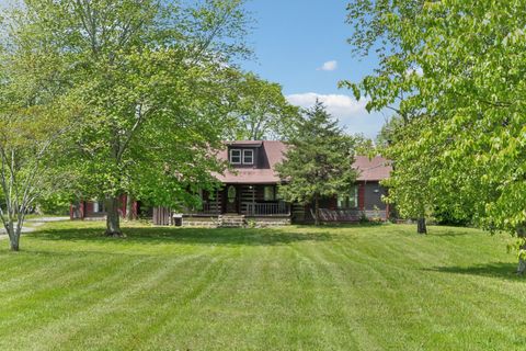 5444 E Robertson Rd Orlinda TN 37141