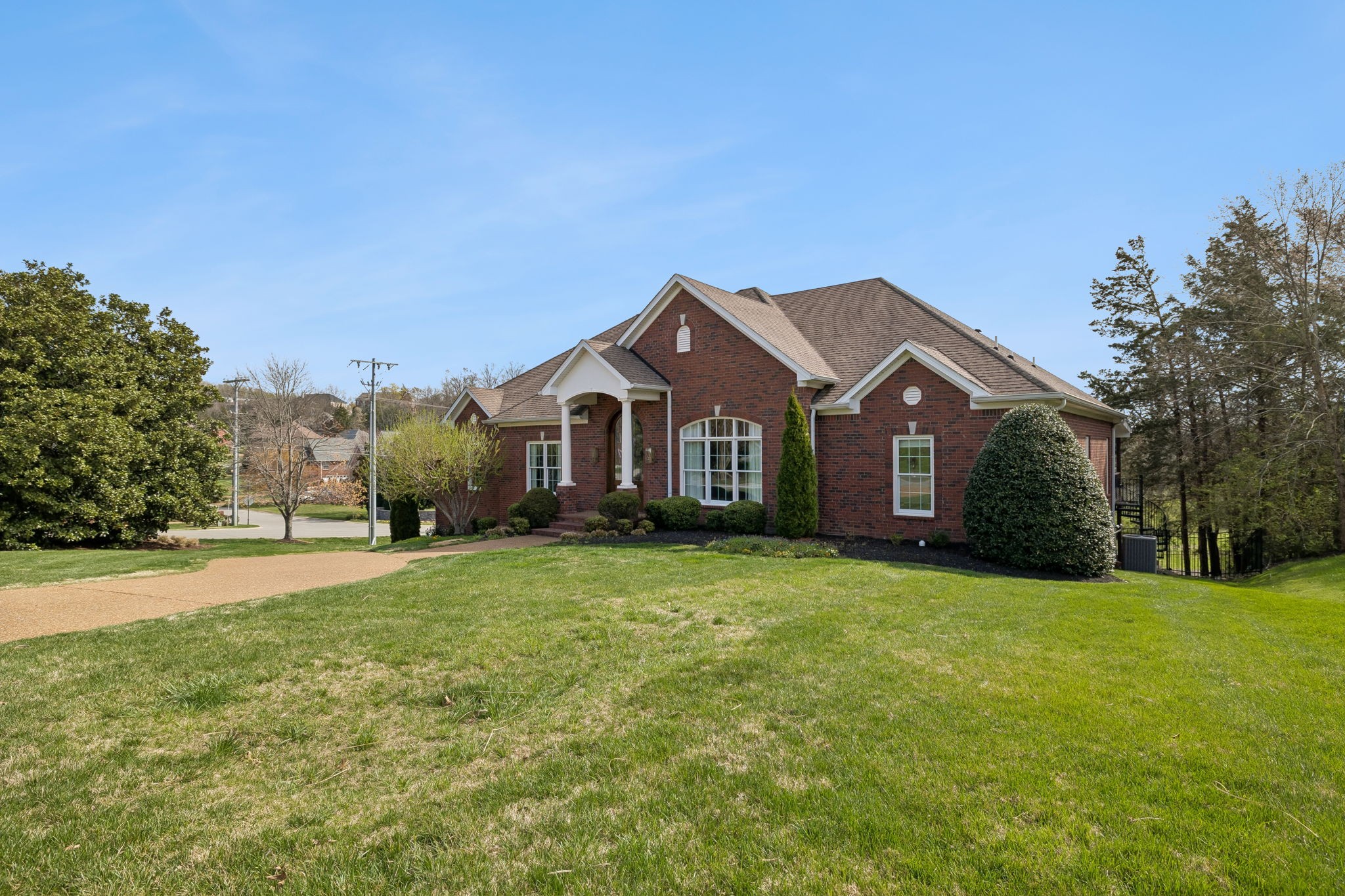 301 Fountainbrooke Dr