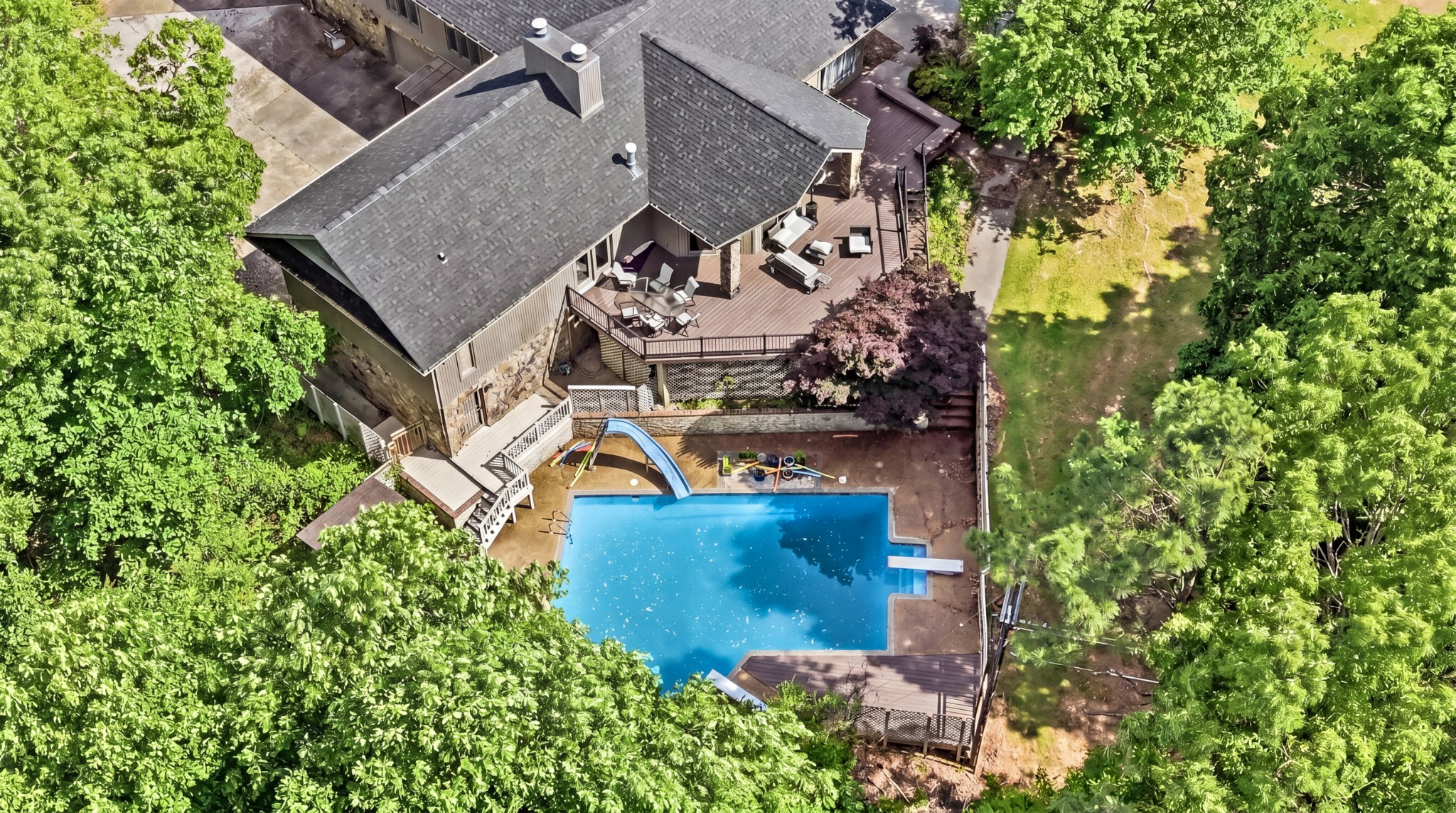 401 Pine Bluff Dr
