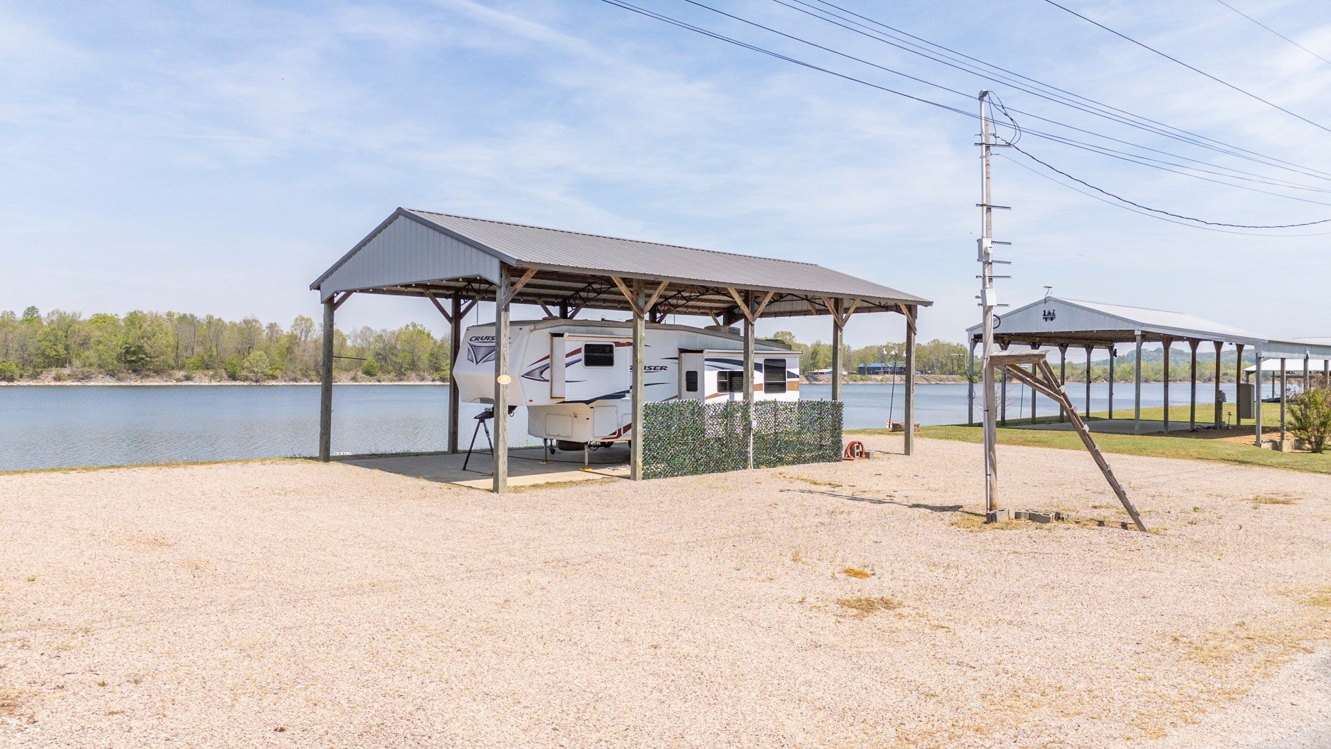 885 River Front Dr