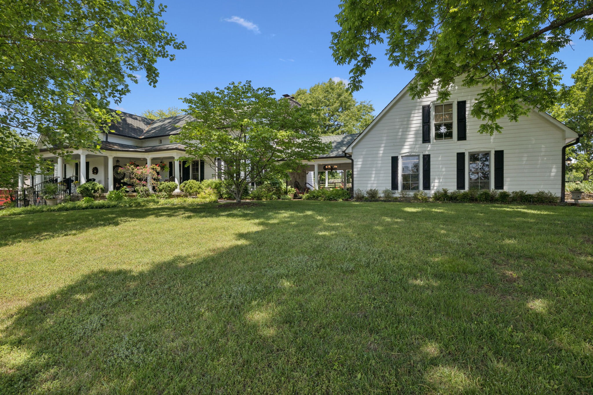 4929 Snow Creek Rd