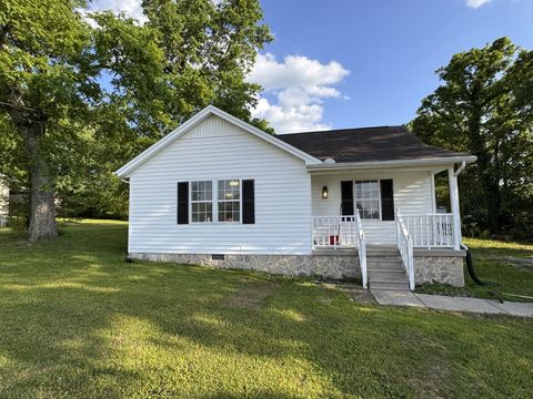 407B Dunnaway St Shelbyville TN 37160