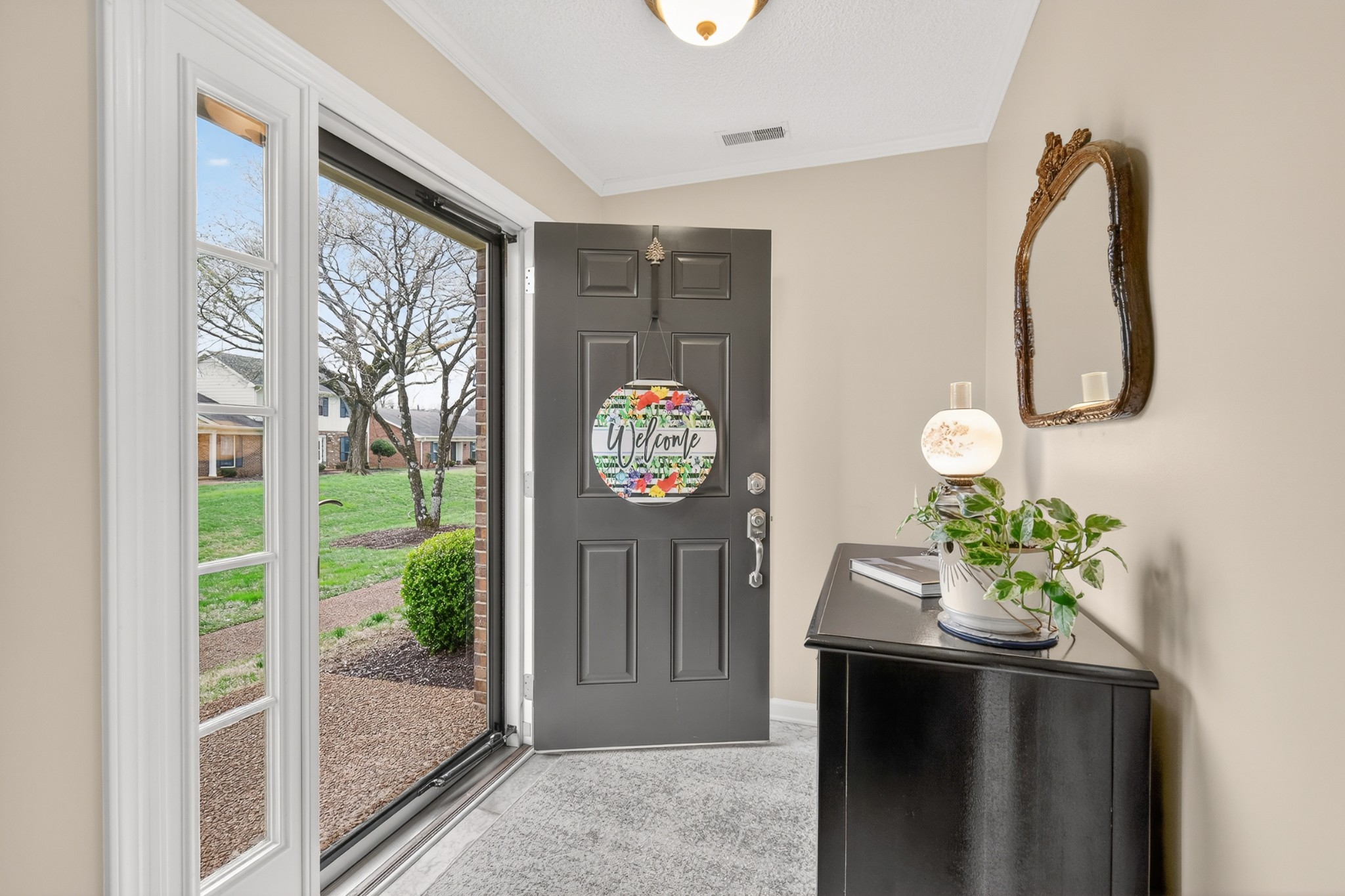 1129 E Northfield Blvd