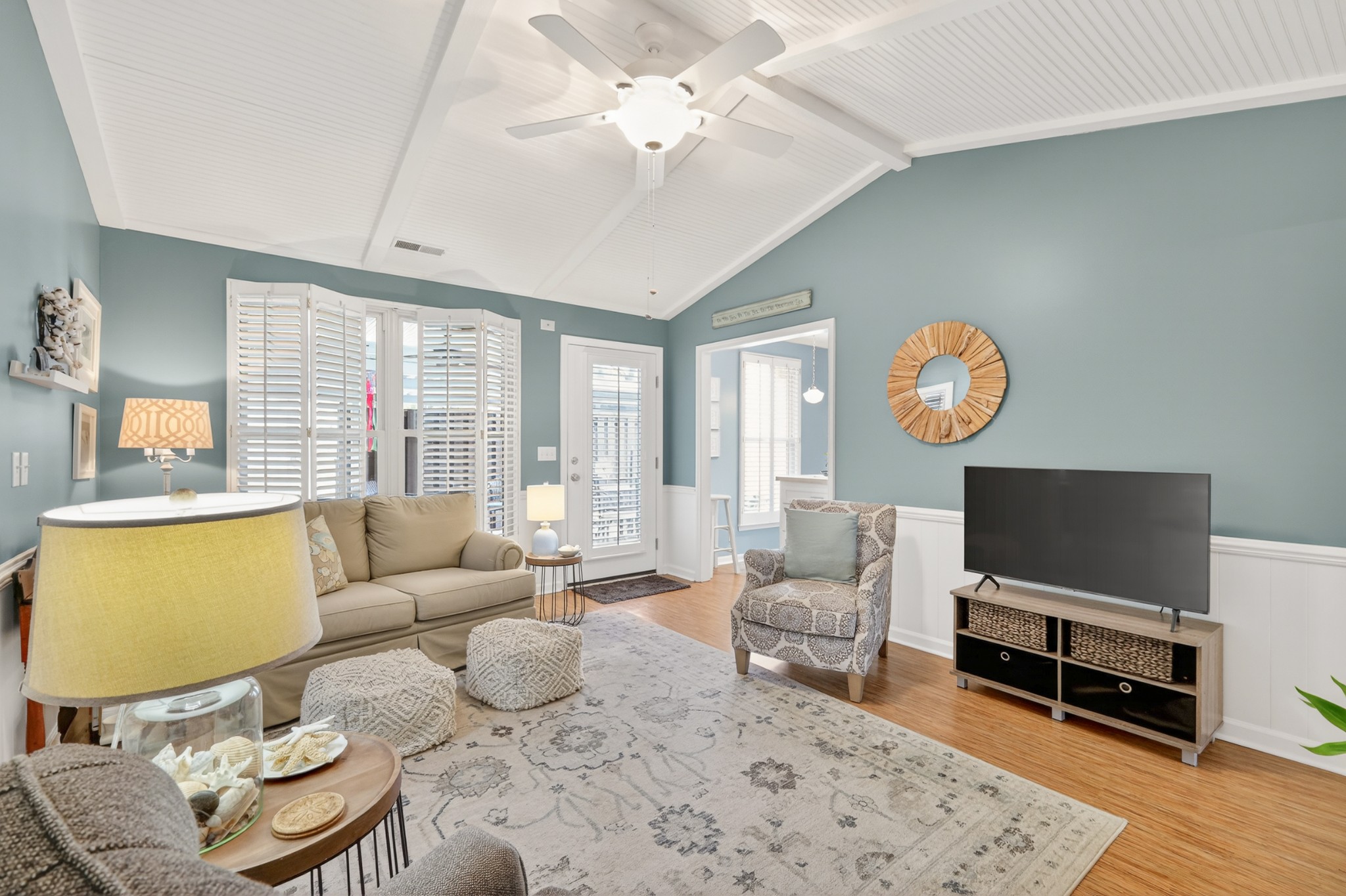 1129 E Northfield Blvd