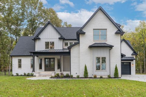 1796 Whitus Rd Murfreesboro TN 37128