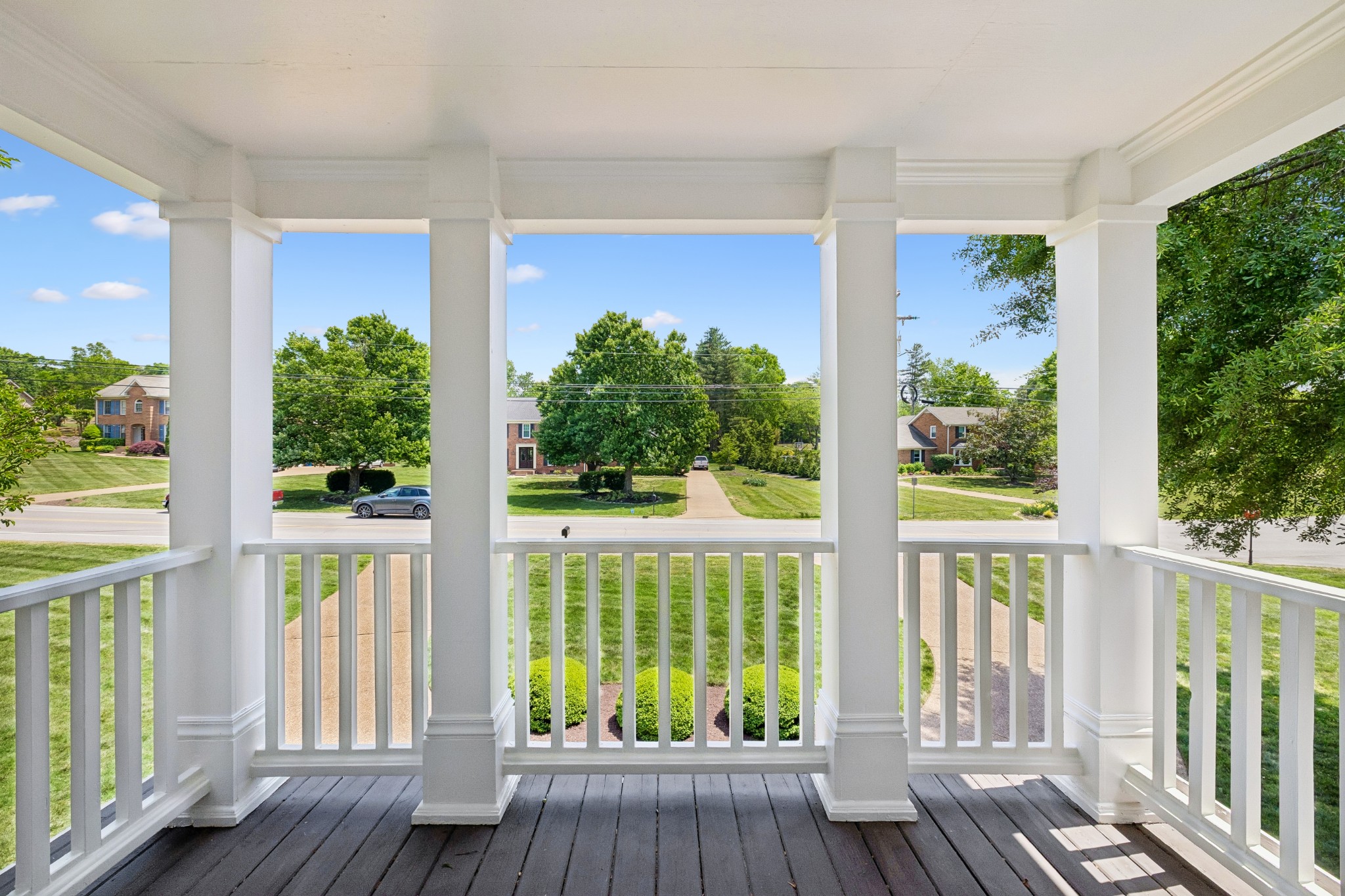 1305 Arrowhead Dr