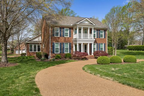 1305 Arrowhead Dr Brentwood TN 37027