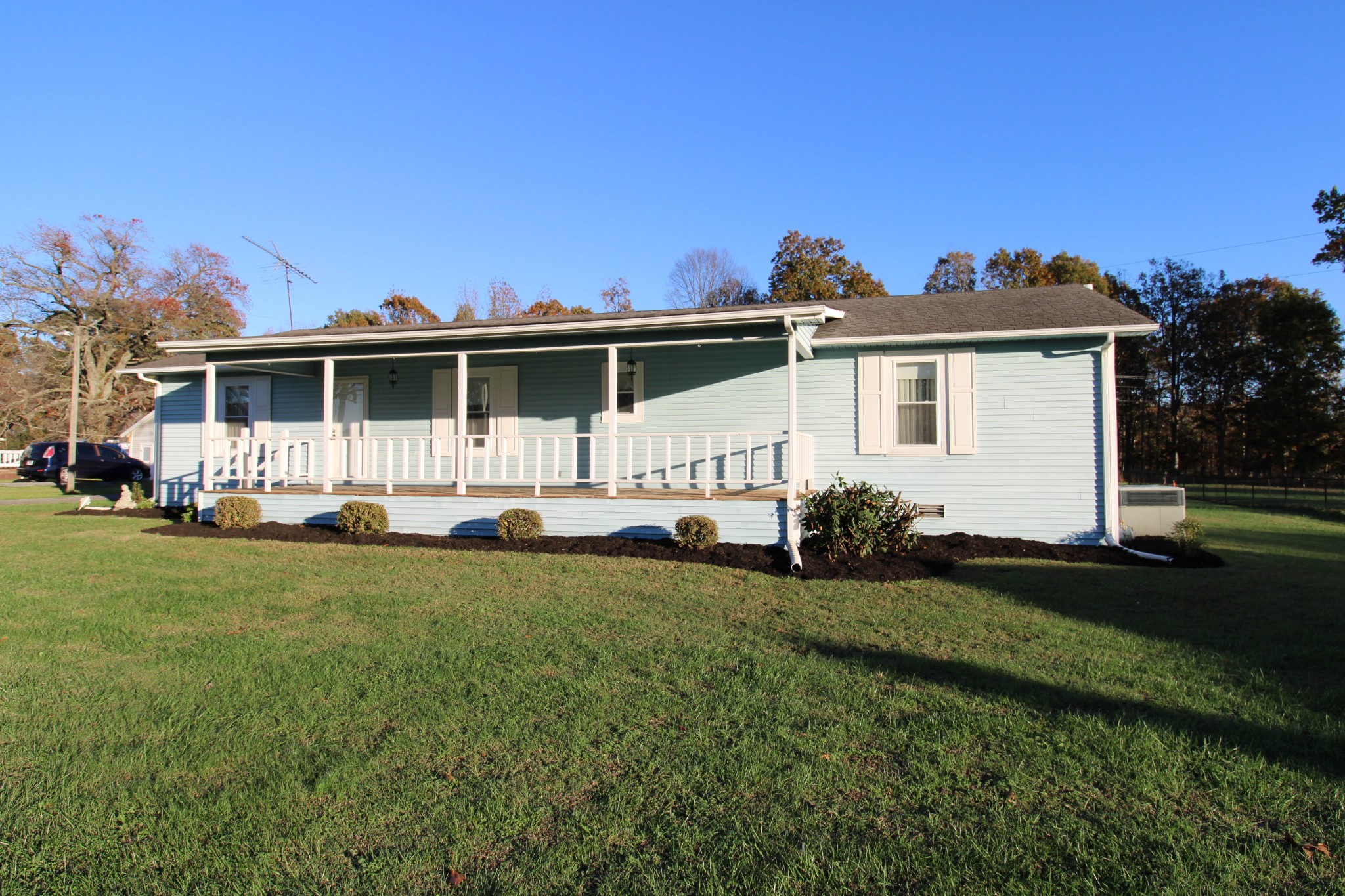 1122 Akersville Rd