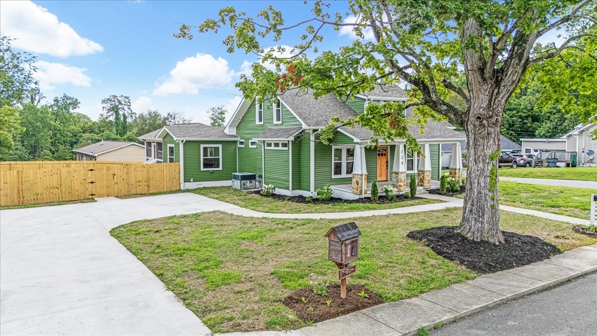 239 Whitson Ave