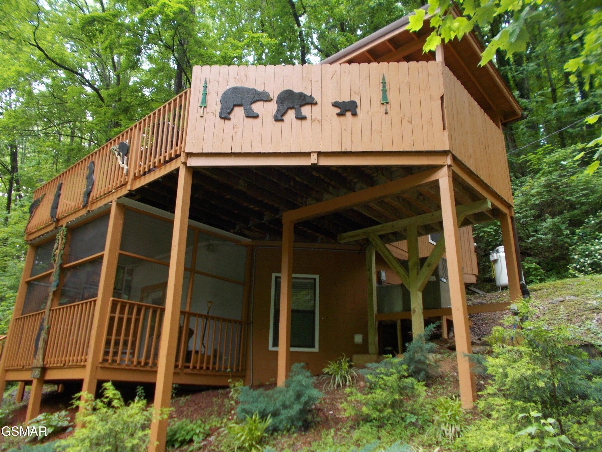 1157 VILLA LANE