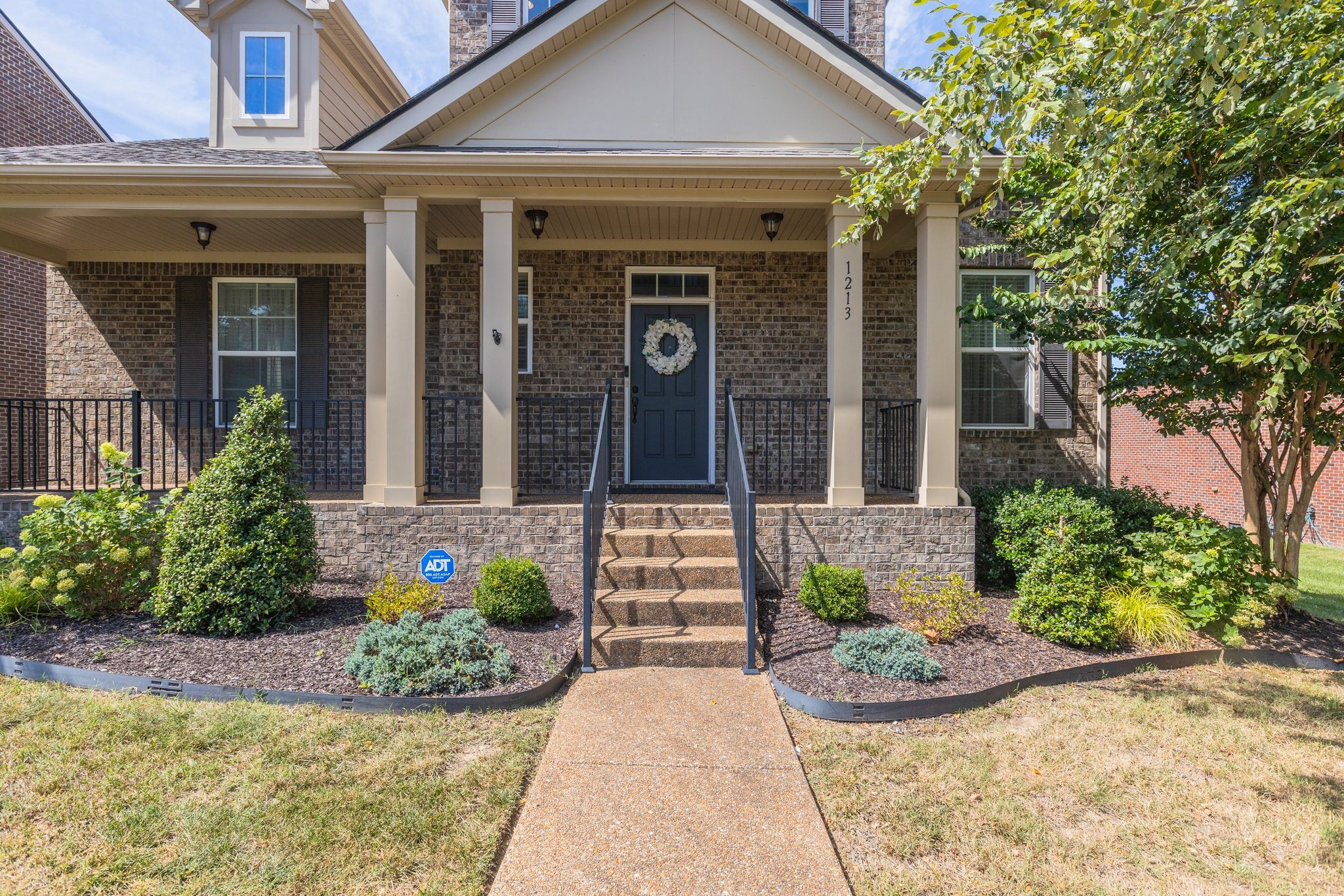 1213 Boxthorn Dr