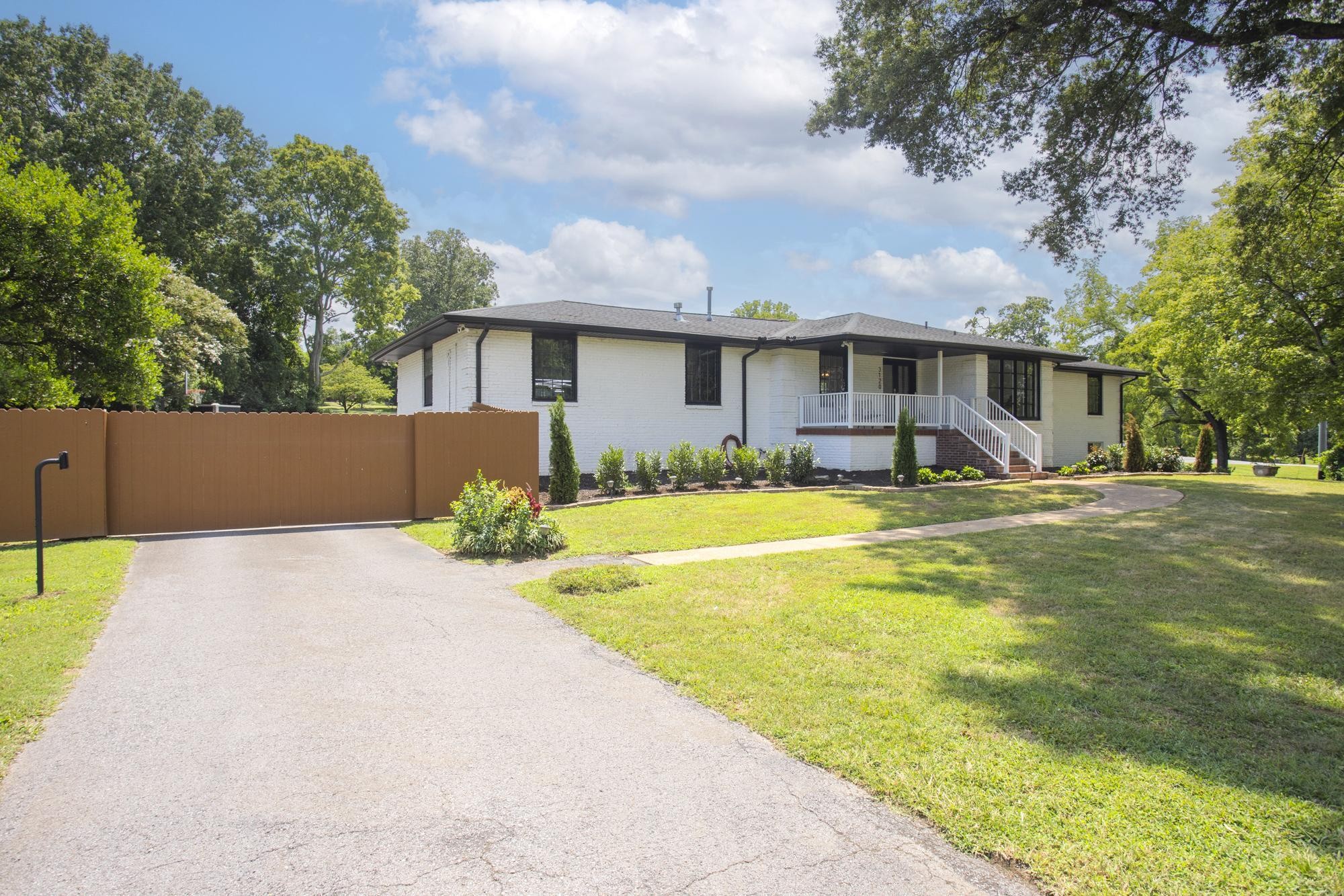3232 McGavock Pike