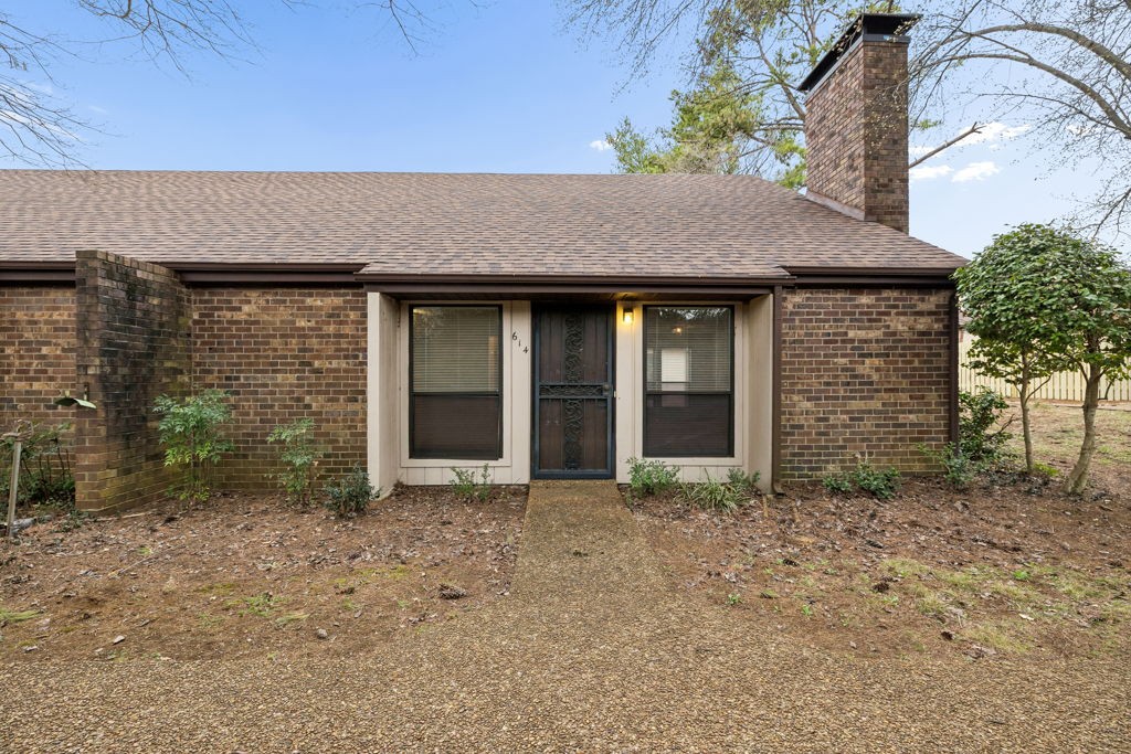 614 Weatherbeaten Pl