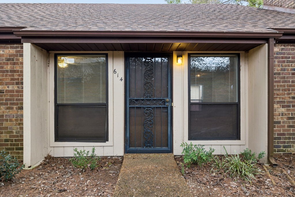 614 Weatherbeaten Pl