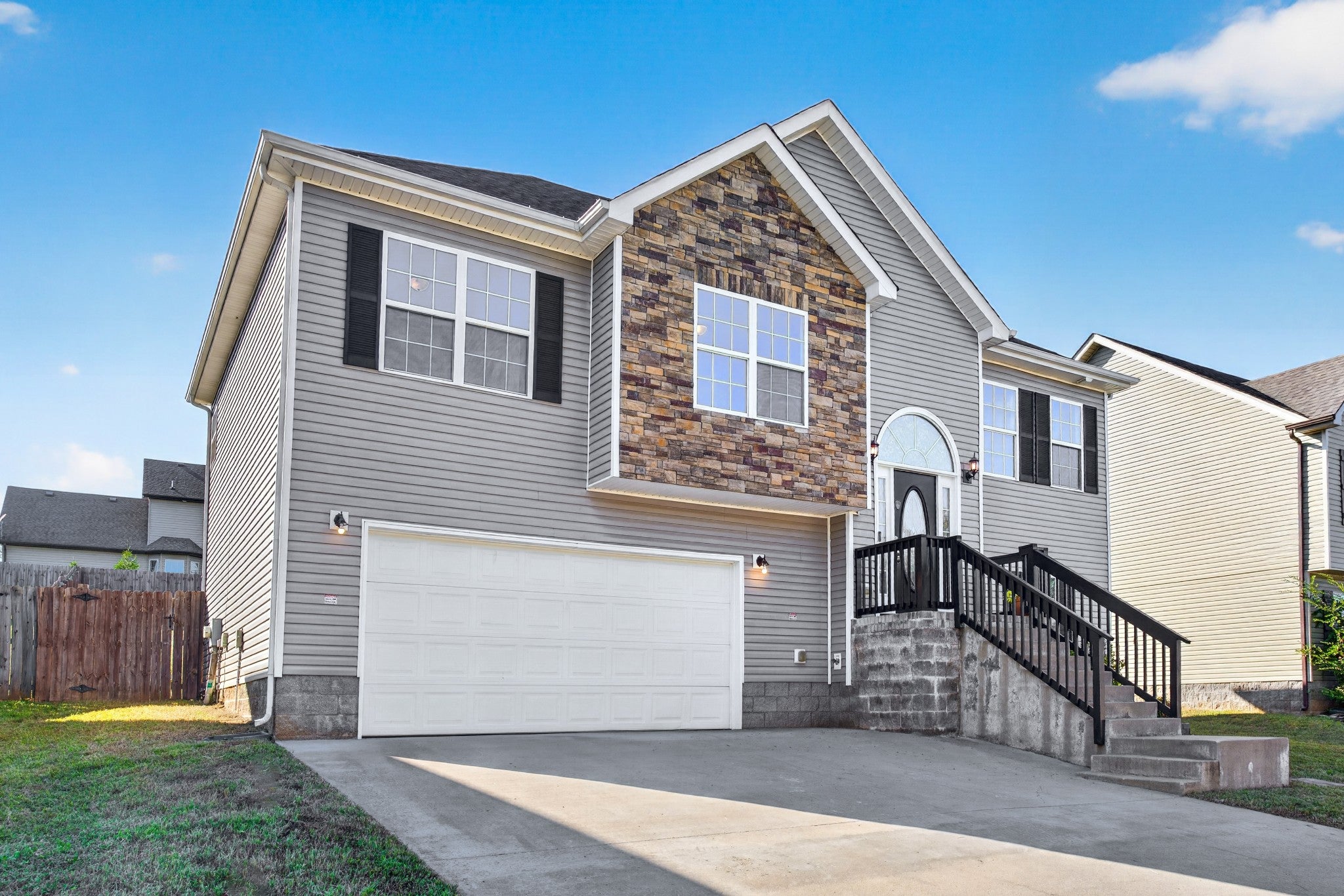 1391 Freedom Dr