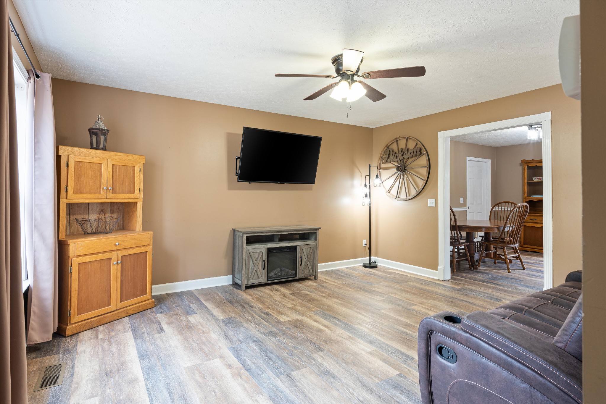 486 Sylvis Rd