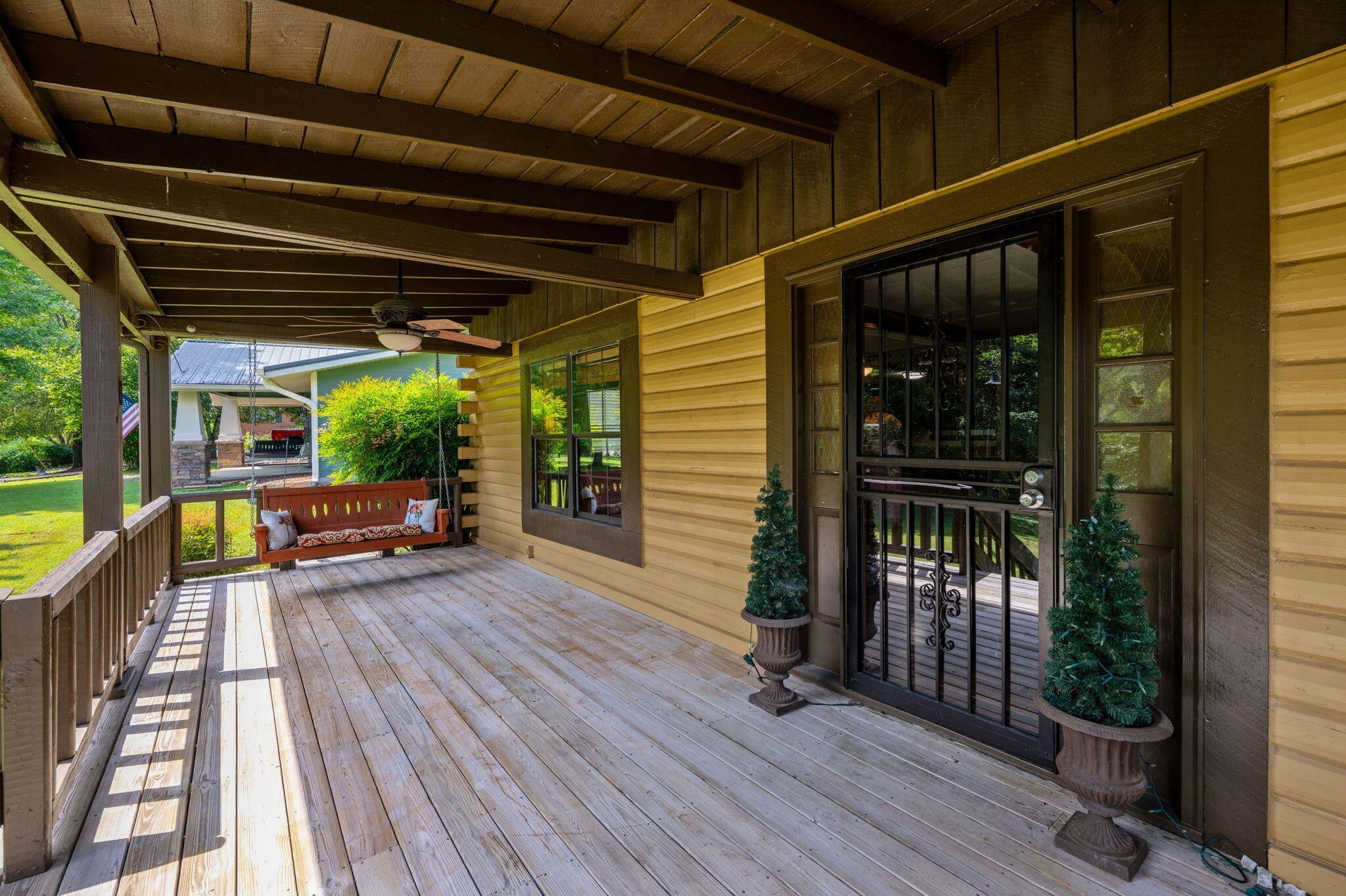 407 White Road