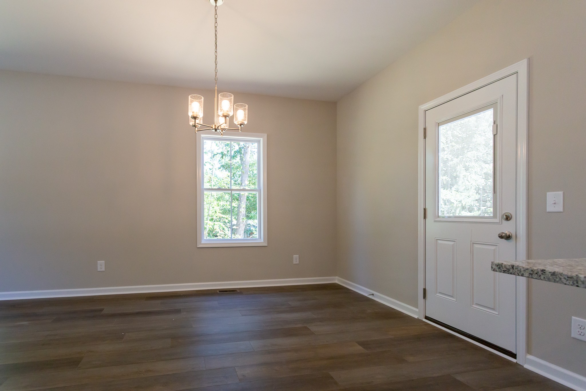 106 Hillcrest Drive