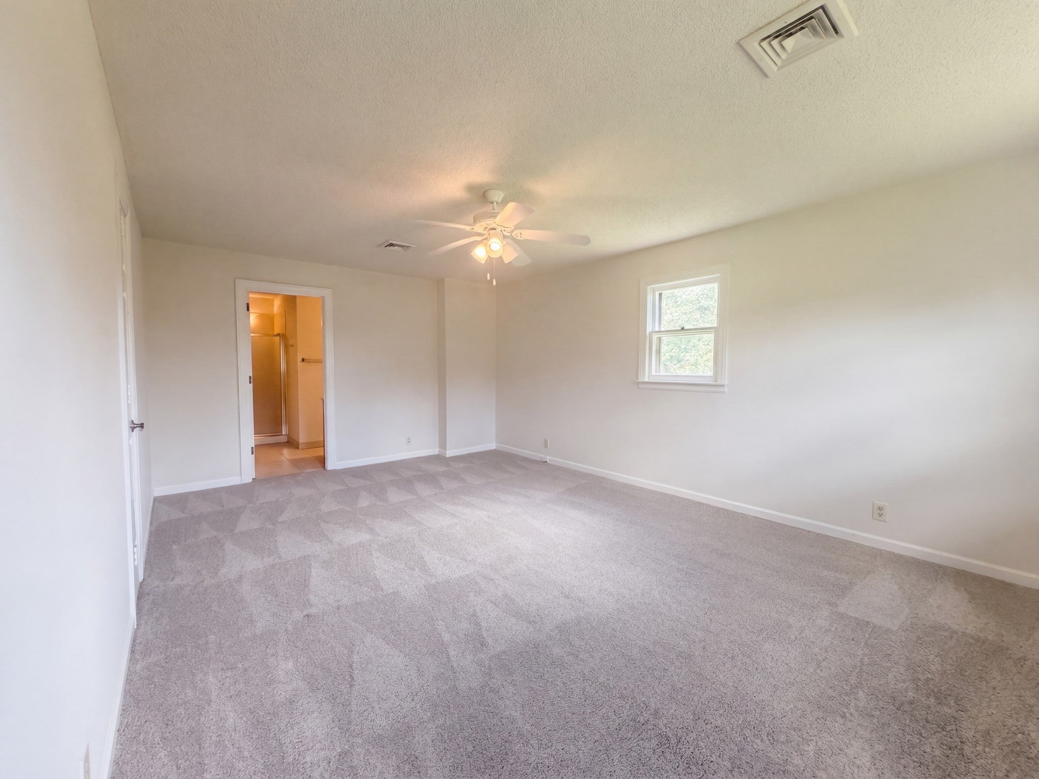1818 Fox Chase Dr