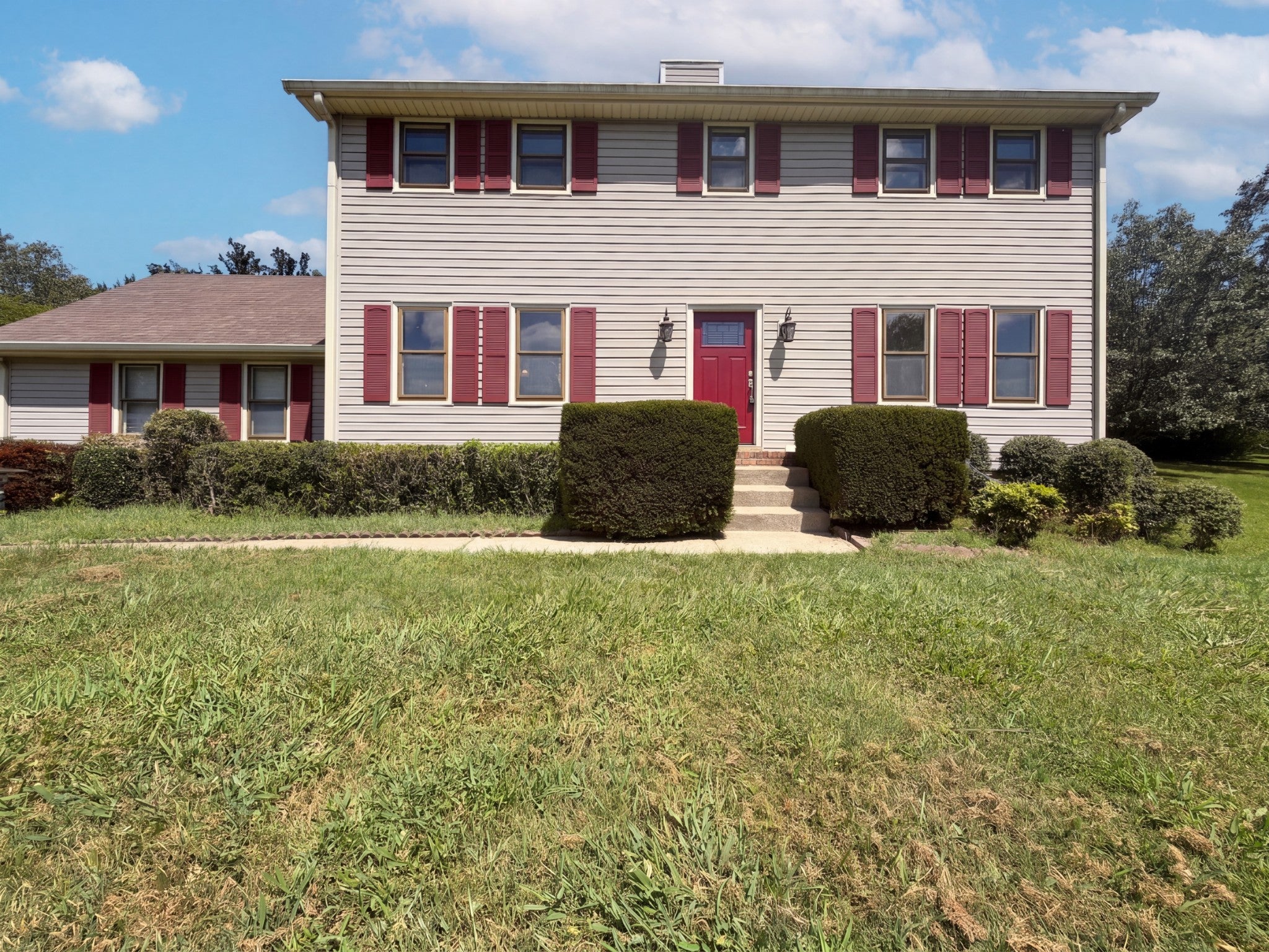 3-bed listing at 1818 Fox Chase Dr, Goodlettsville