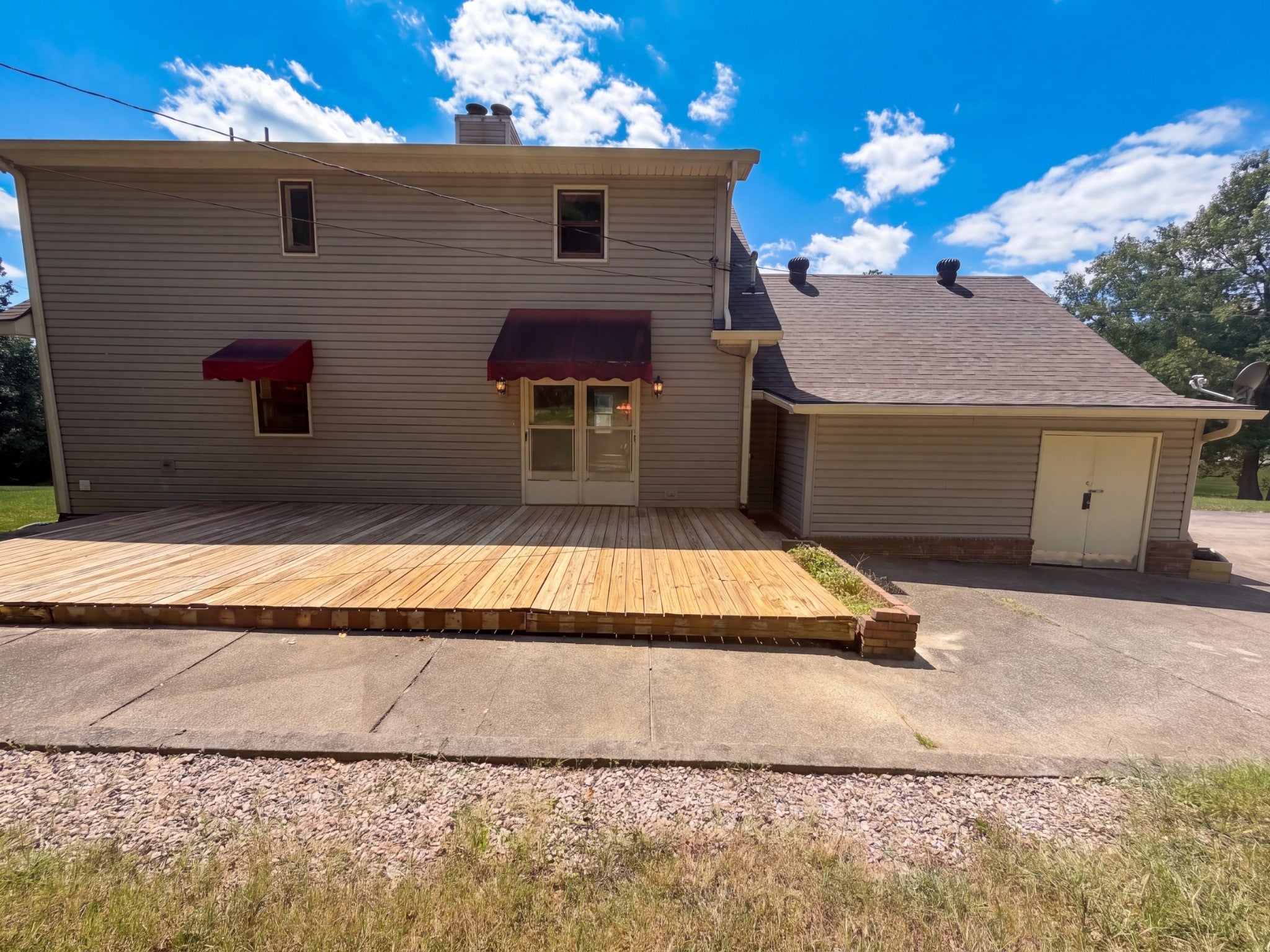 1818 Fox Chase Dr