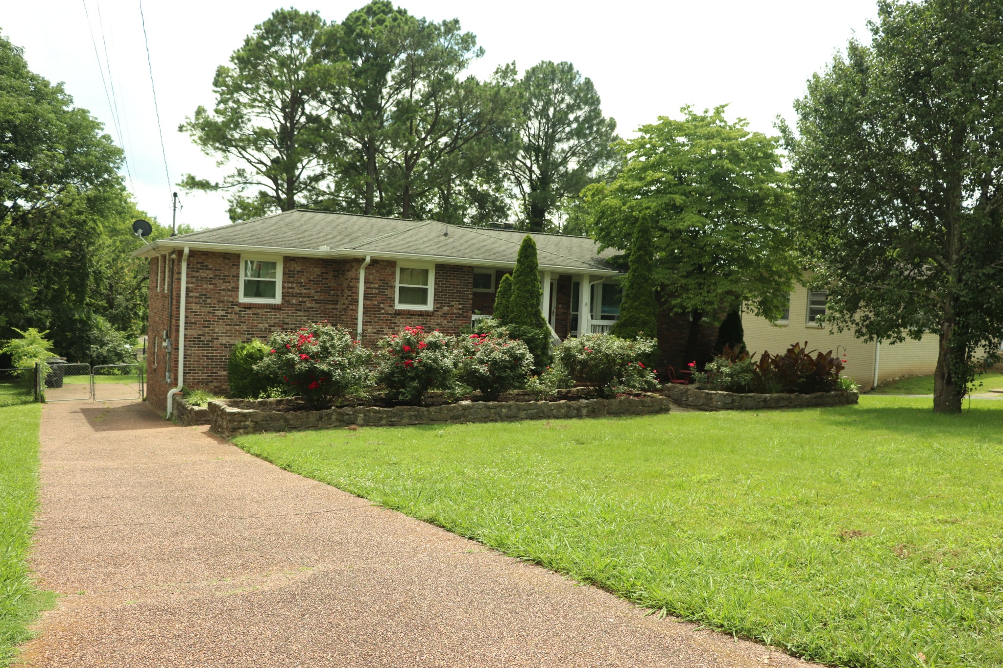 2635 Edge O Lake Dr
