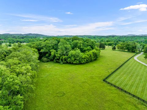 2080 Wilson Pike Franklin TN 37067