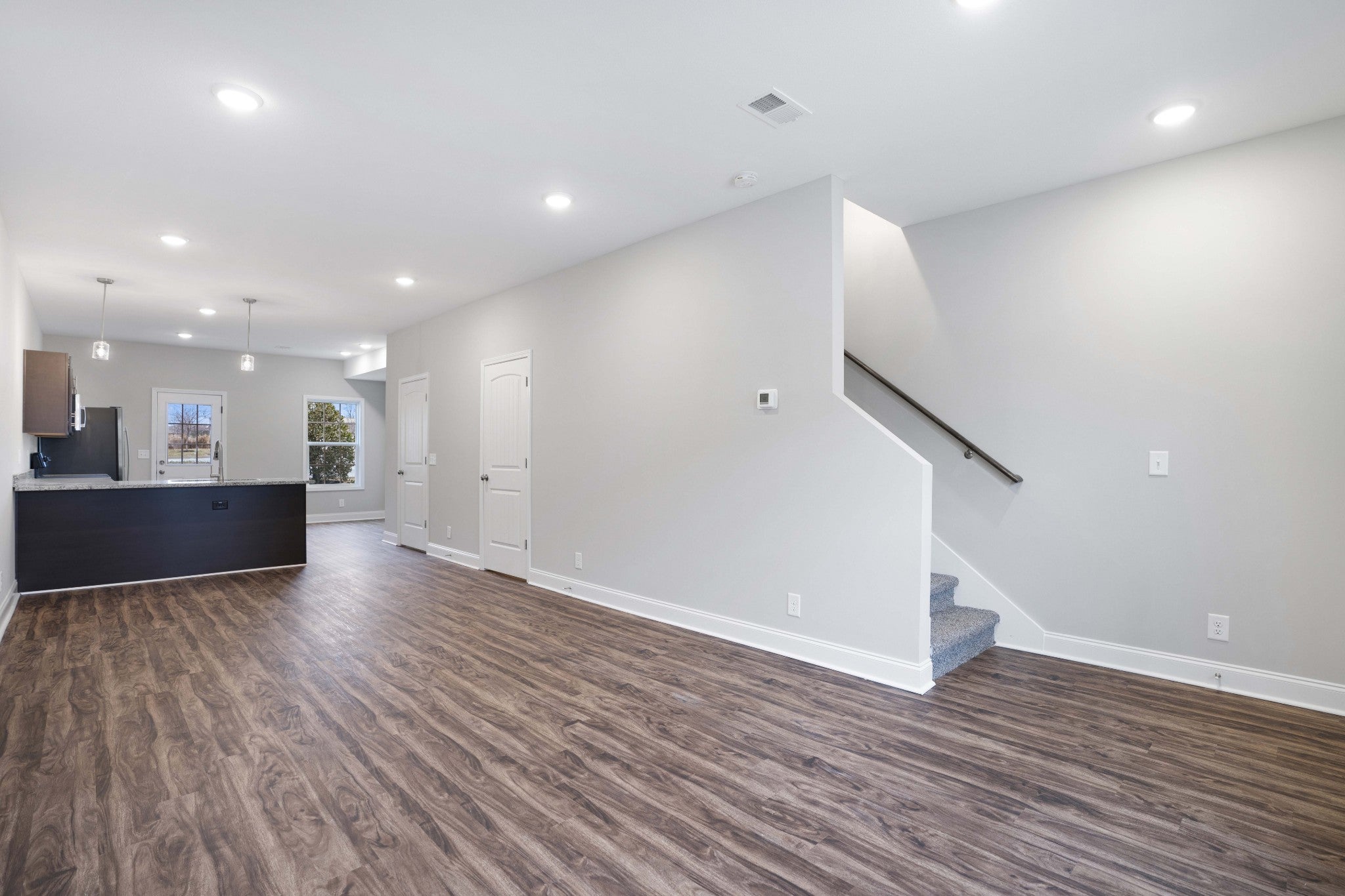 955 Professional Park Dr 102