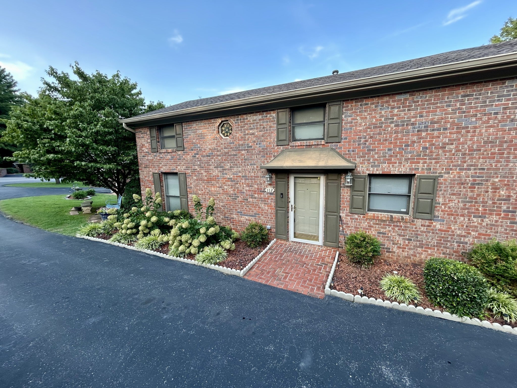 112 Windrift Ct