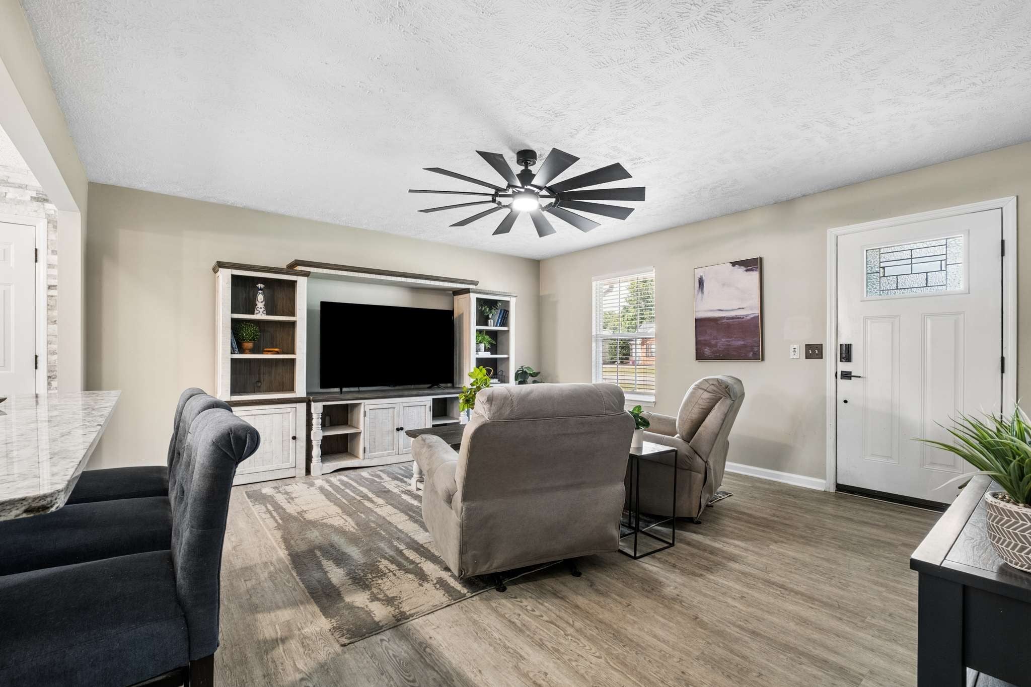 1711 Locerbie Dr