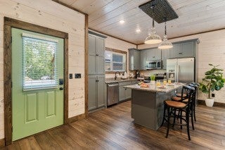 2028 Myrtle Way 3-11