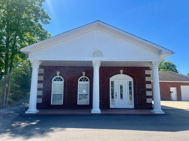 1108 Highway 70 E