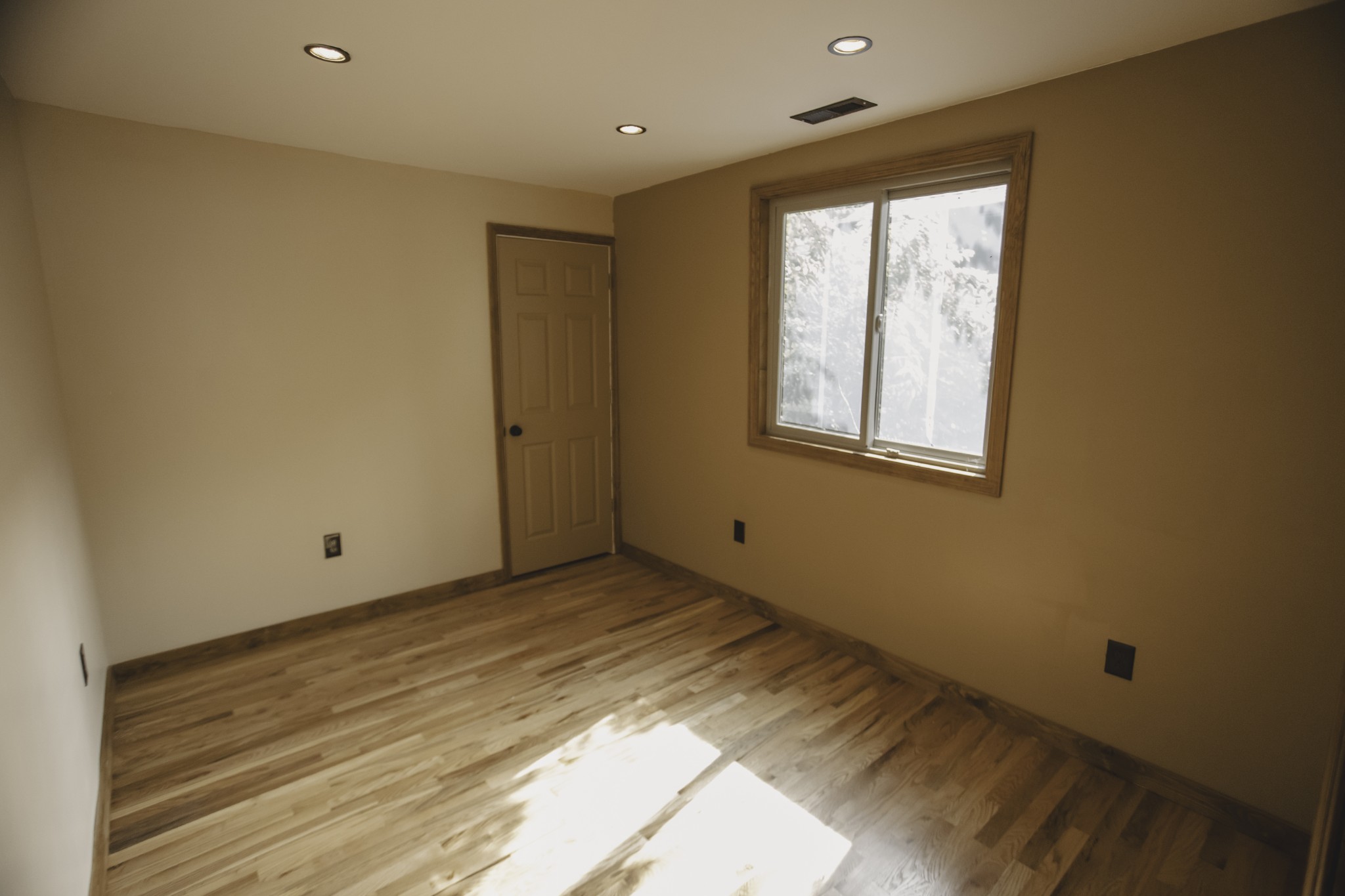 Columbia, Tennessee 38401, United States, 3 Bedrooms Bedrooms, ,2 BathroomsBathrooms,Residential,Active,140652