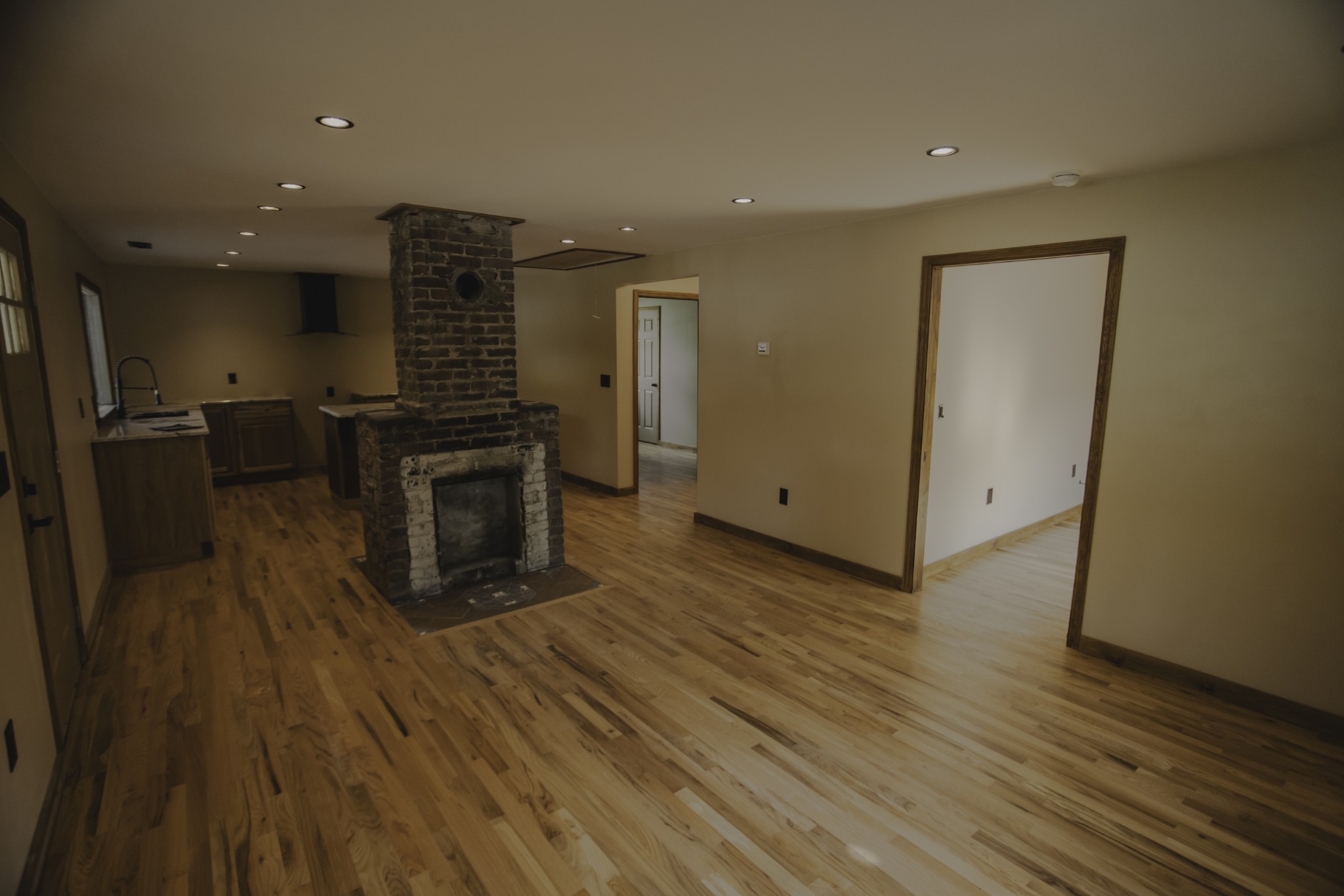 Columbia, Tennessee 38401, United States, 3 Bedrooms Bedrooms, ,2 BathroomsBathrooms,Residential,Active,140652