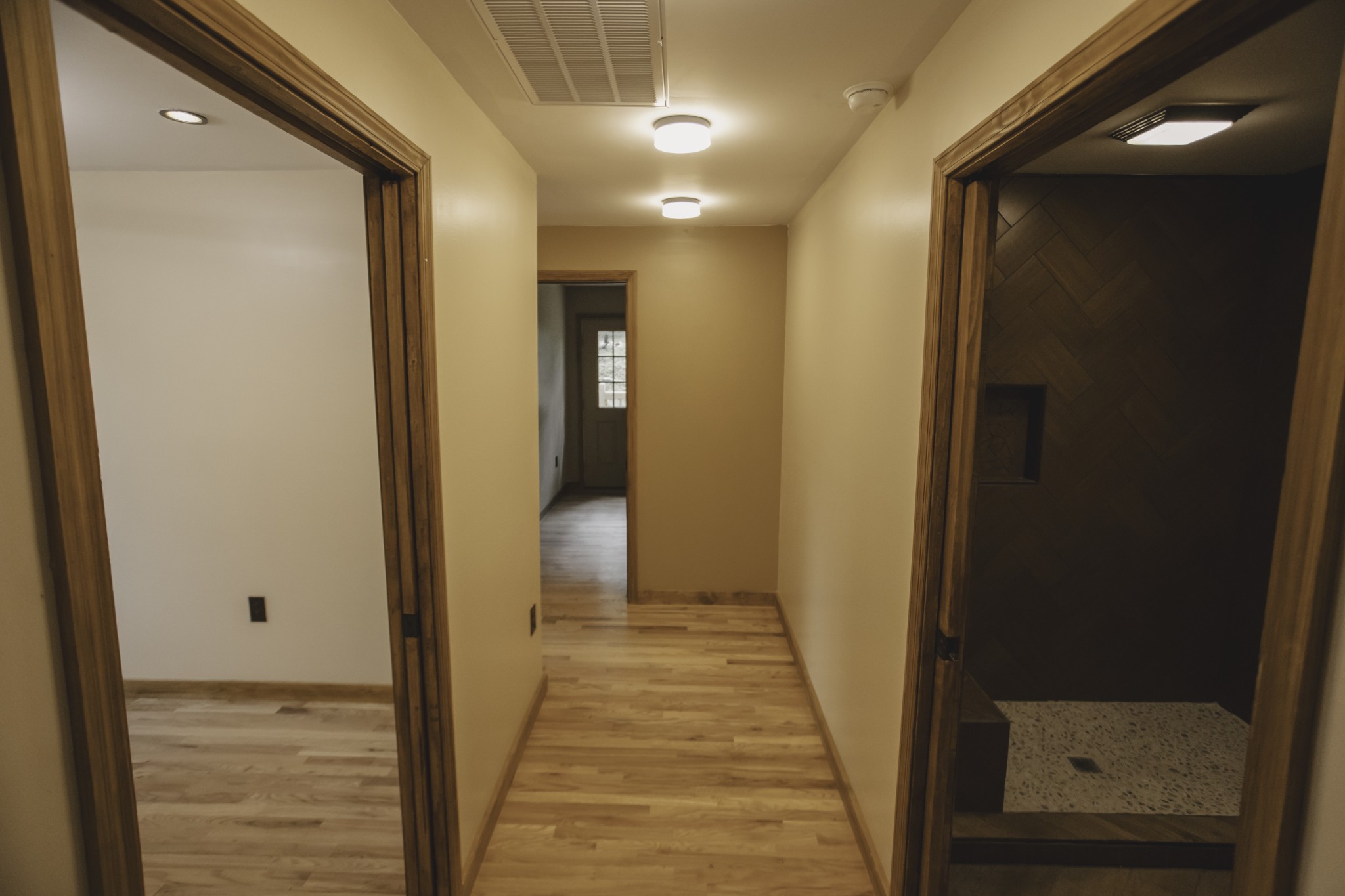 Columbia, Tennessee 38401, United States, 3 Bedrooms Bedrooms, ,2 BathroomsBathrooms,Residential,Active,140652