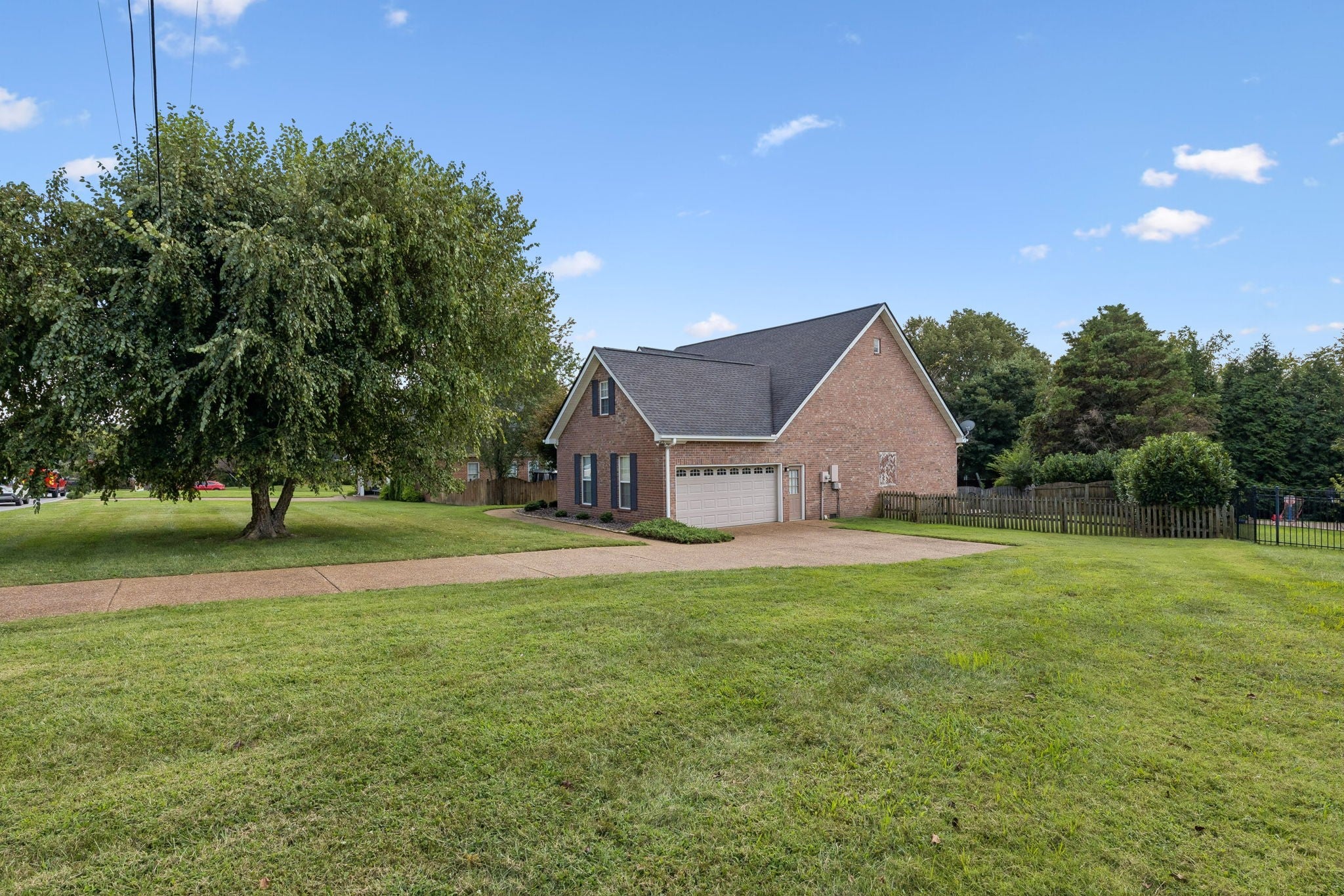 2897 Stewart Campbell Pt