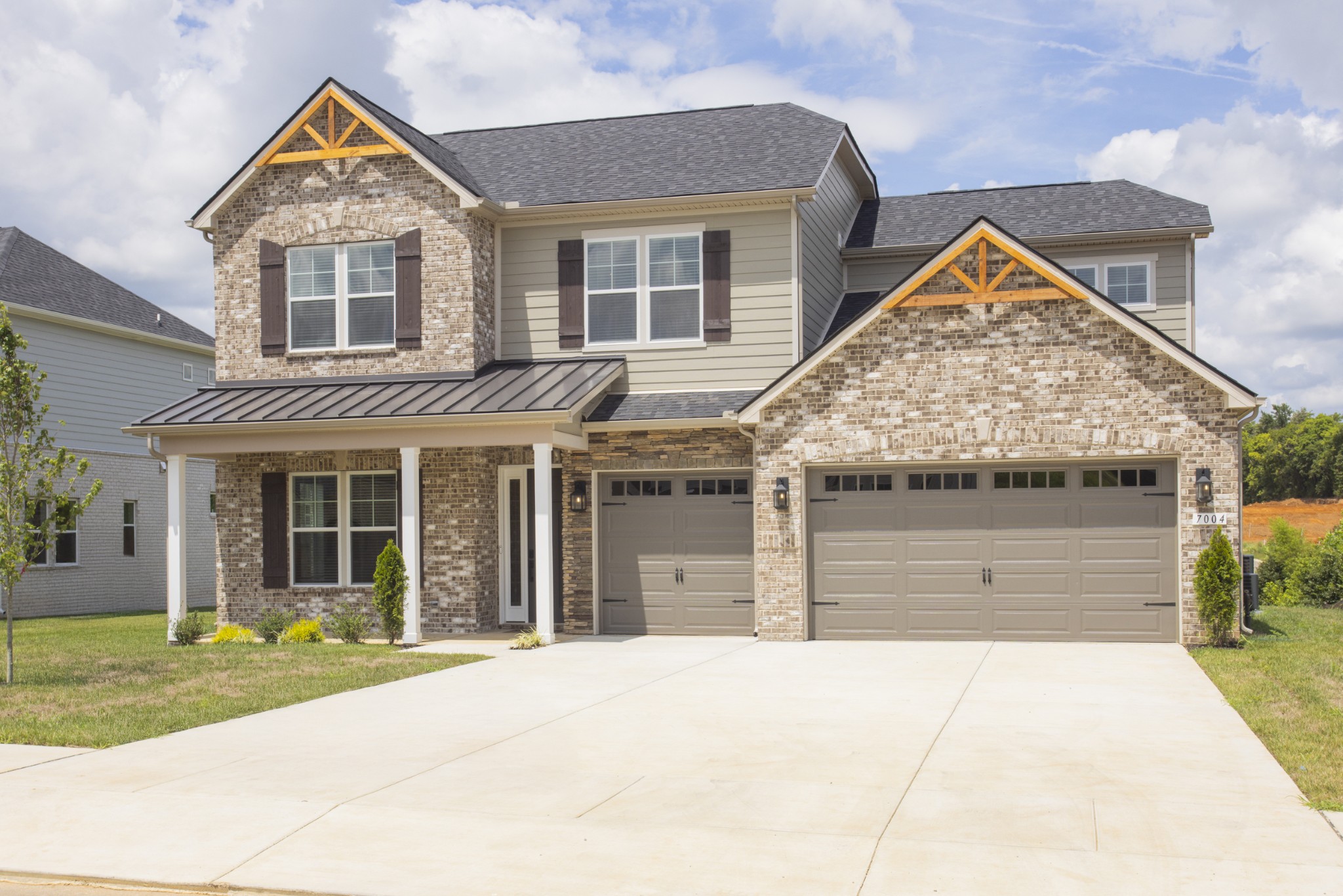 7004 Thunderhead Way