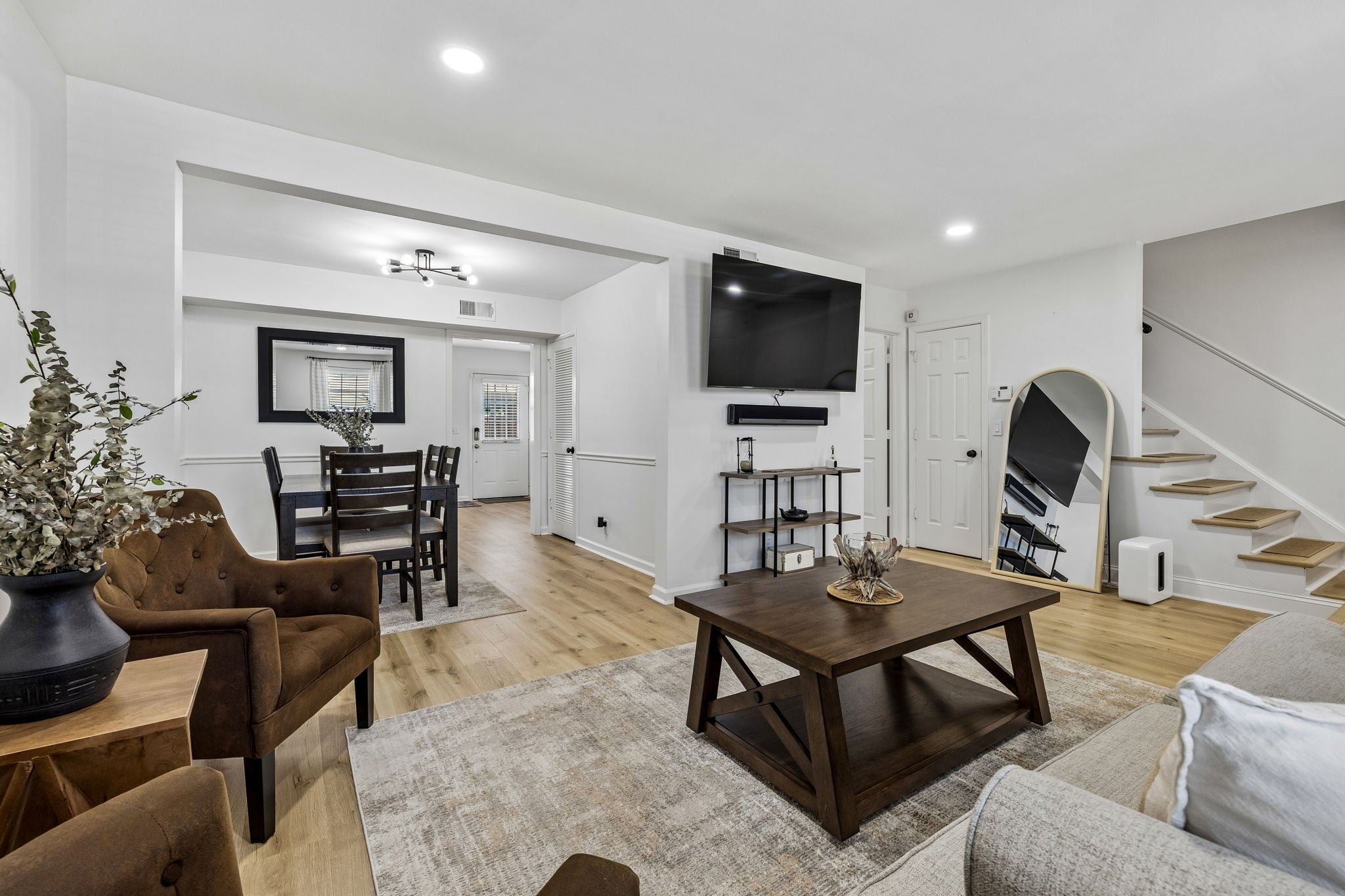 3-bed listing at 968 Todd Preis Dr, Nashville