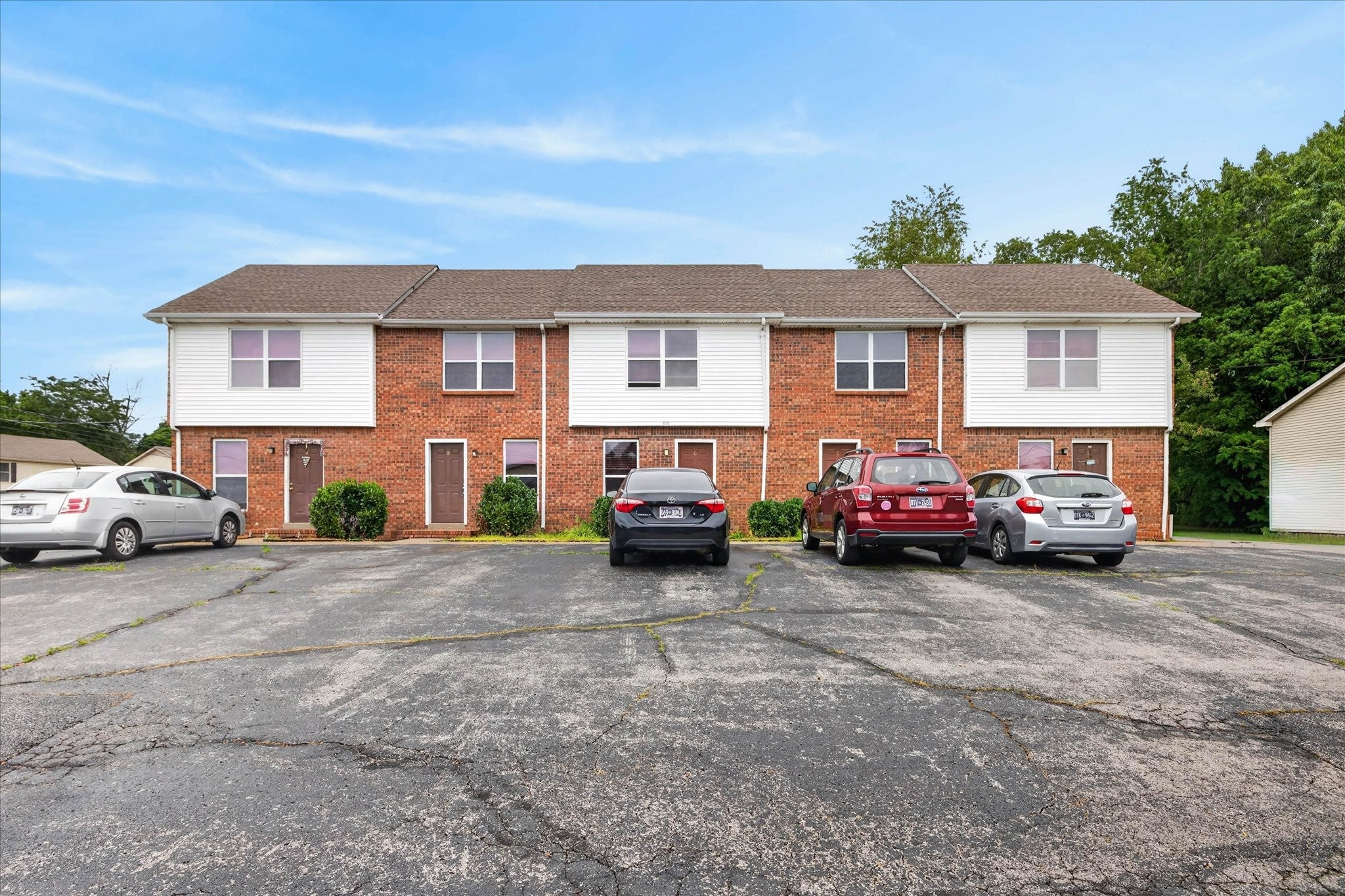 1531 E Knollwood Cir